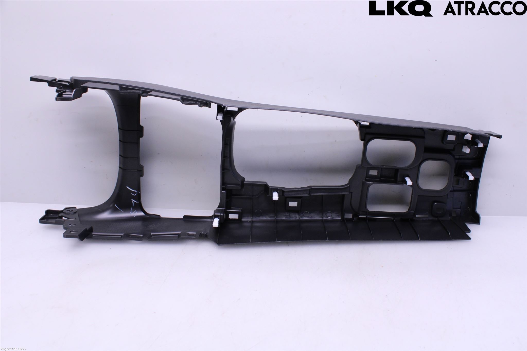 Mitsubishi OUTLANDER 13-21 Instrumentkonsoll Mitt