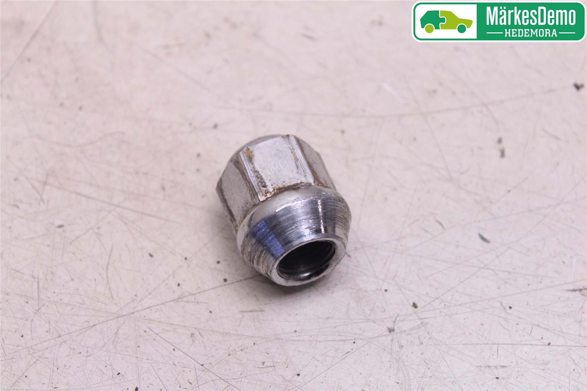 Suzuki SWIFT 17-24 Hjulmutter-Bult-Sats