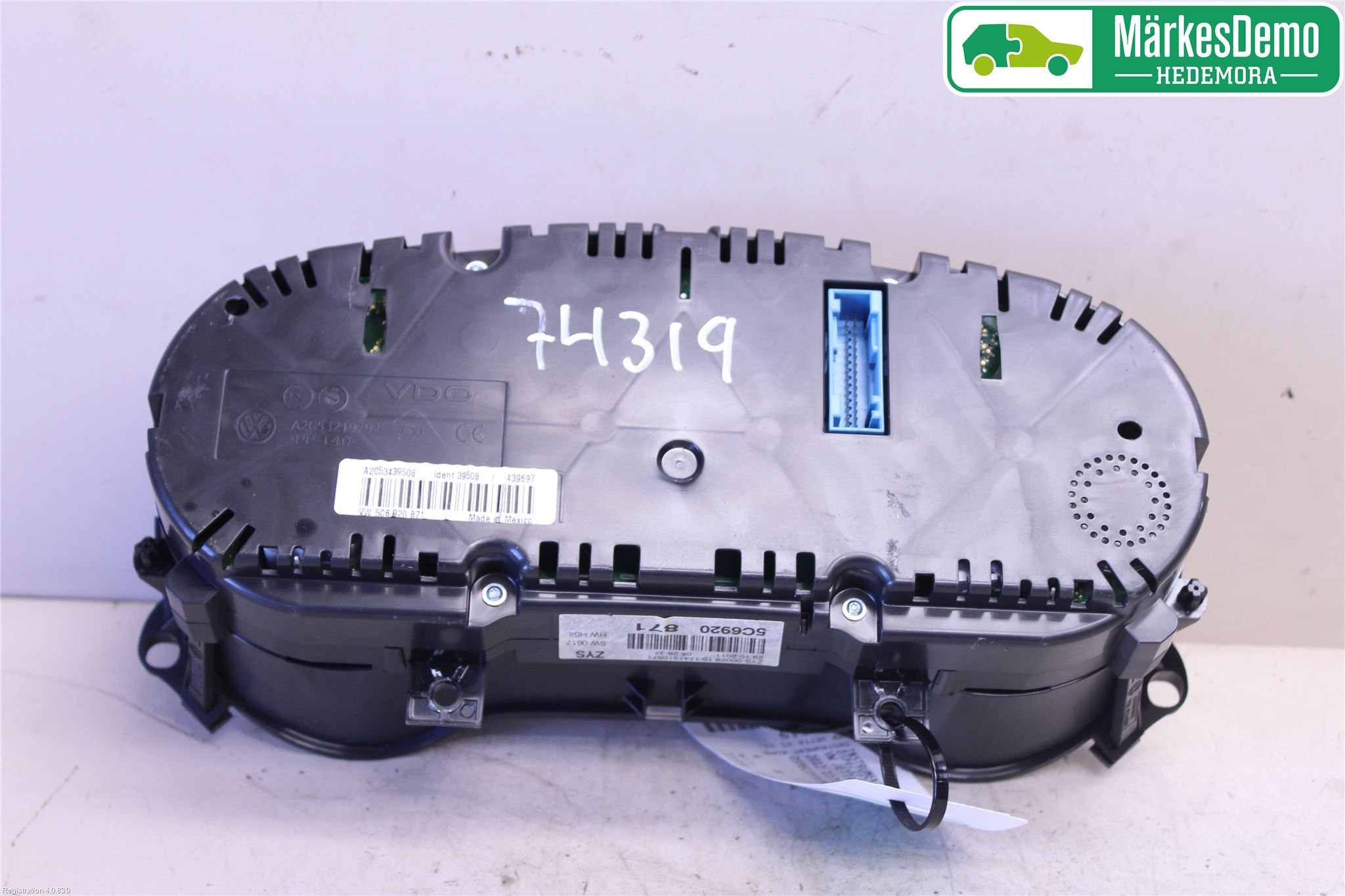 Volkswagen VW JETTA VI 11- Instrument Komb