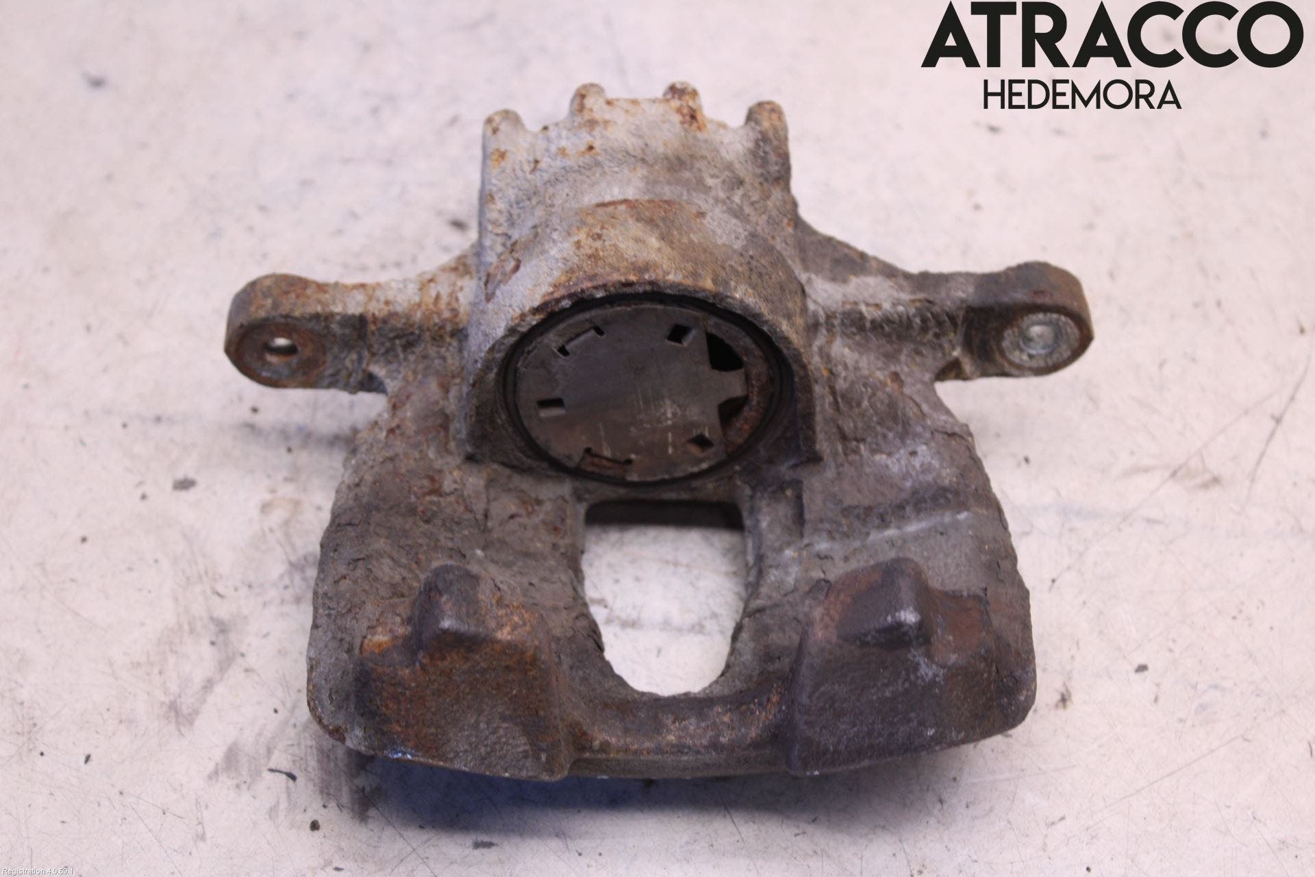 Peugeot 3008 09-16 Bromsok Fram Höger