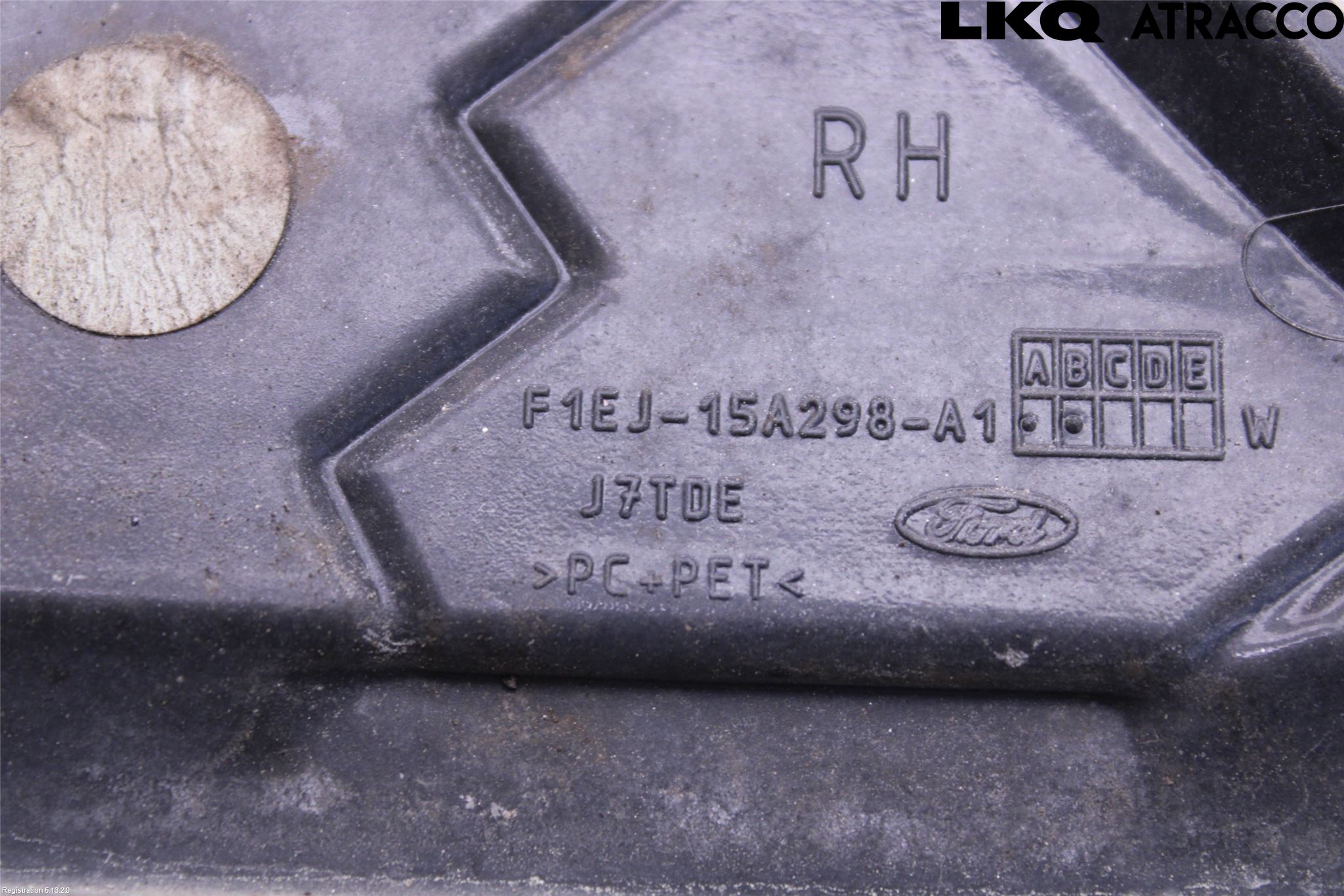 Ford FOCUS 15-18 Dimljussarg Fram
