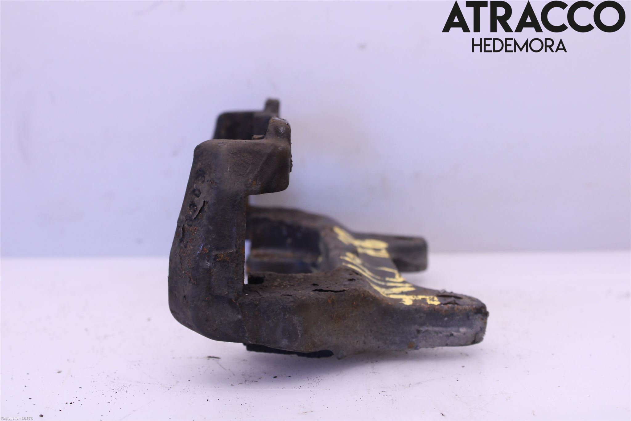 Audi A6/S6     05-11 Bromsokshållare