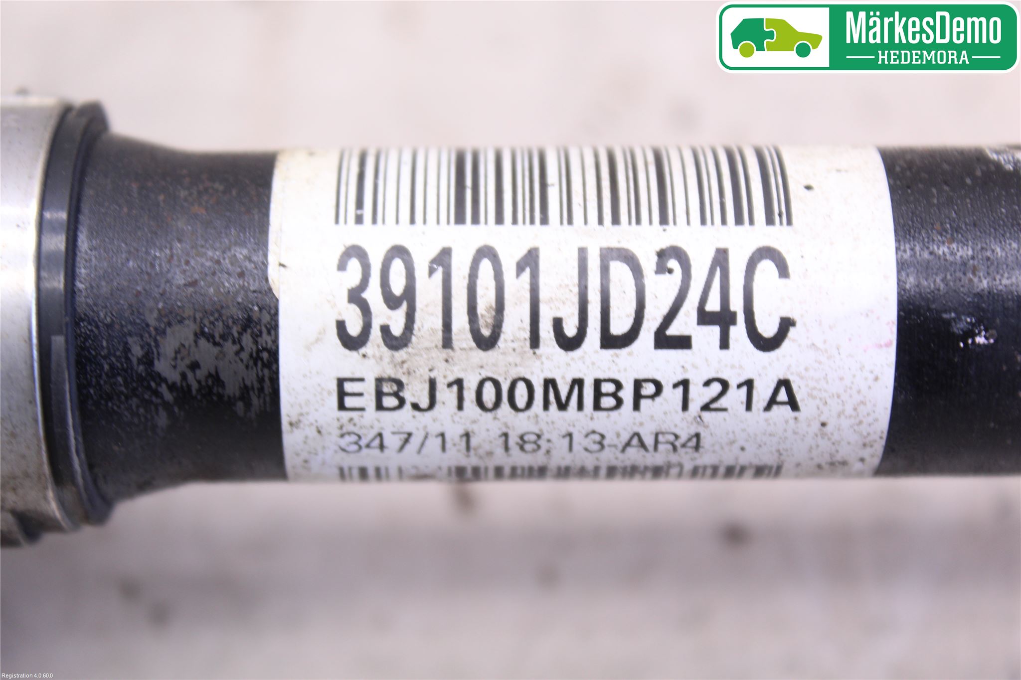 Nissan QASHQAI+2  10-14 Drivaxel Fram Vänster