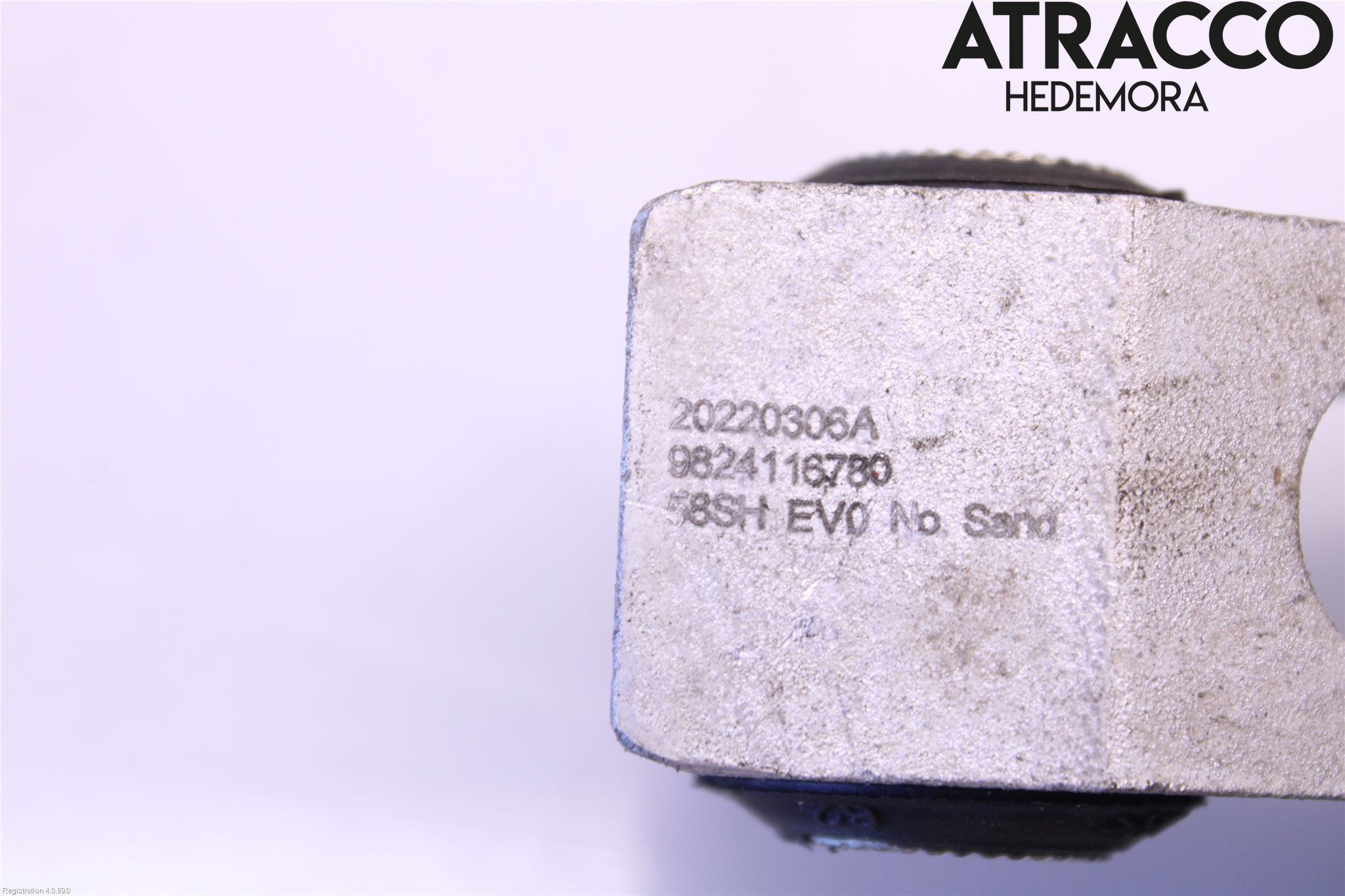 Peugeot 2008/E-2008 20- Motorfäste