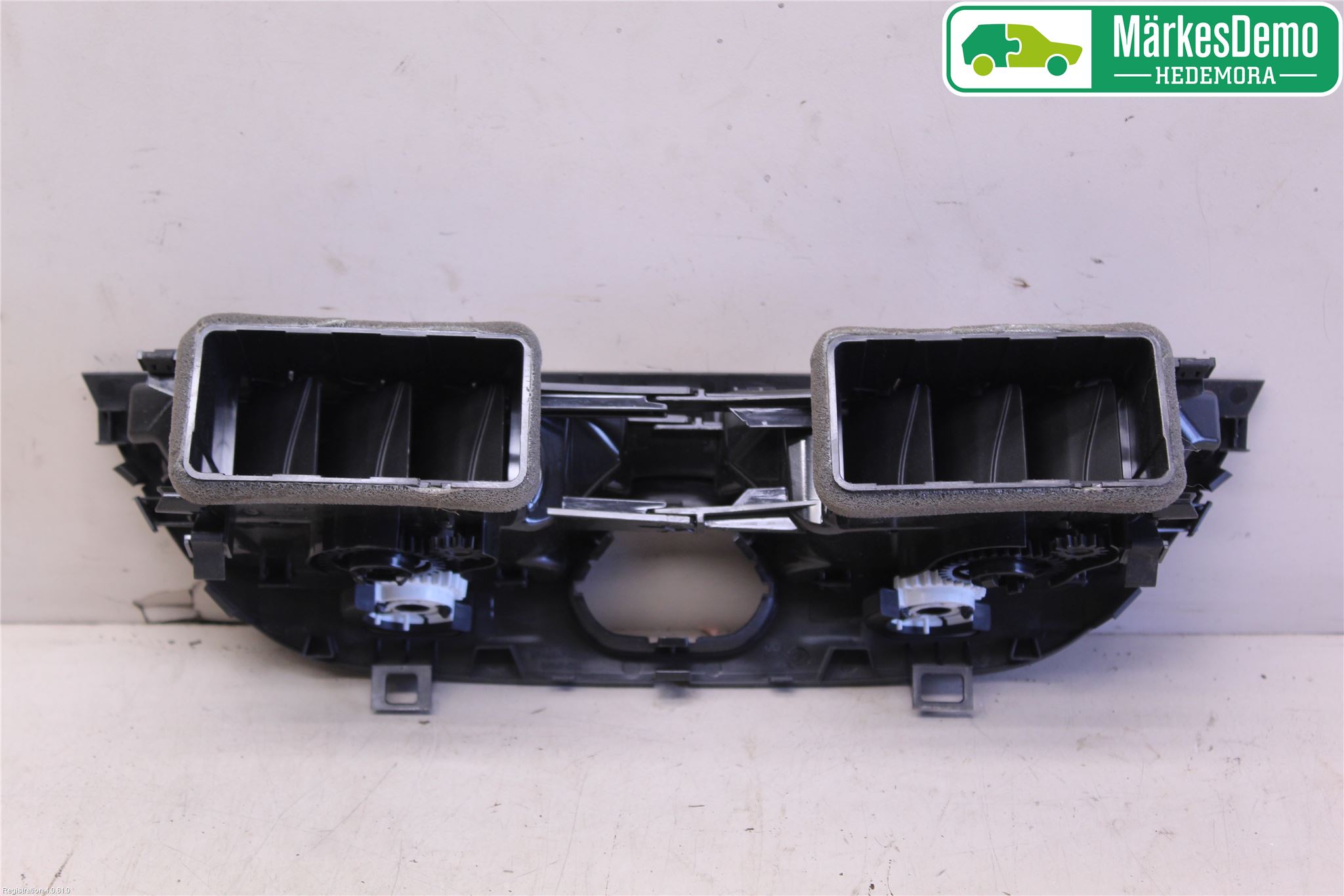 Opel CORSA E 15-19 Defrosterkanal-Munstycke