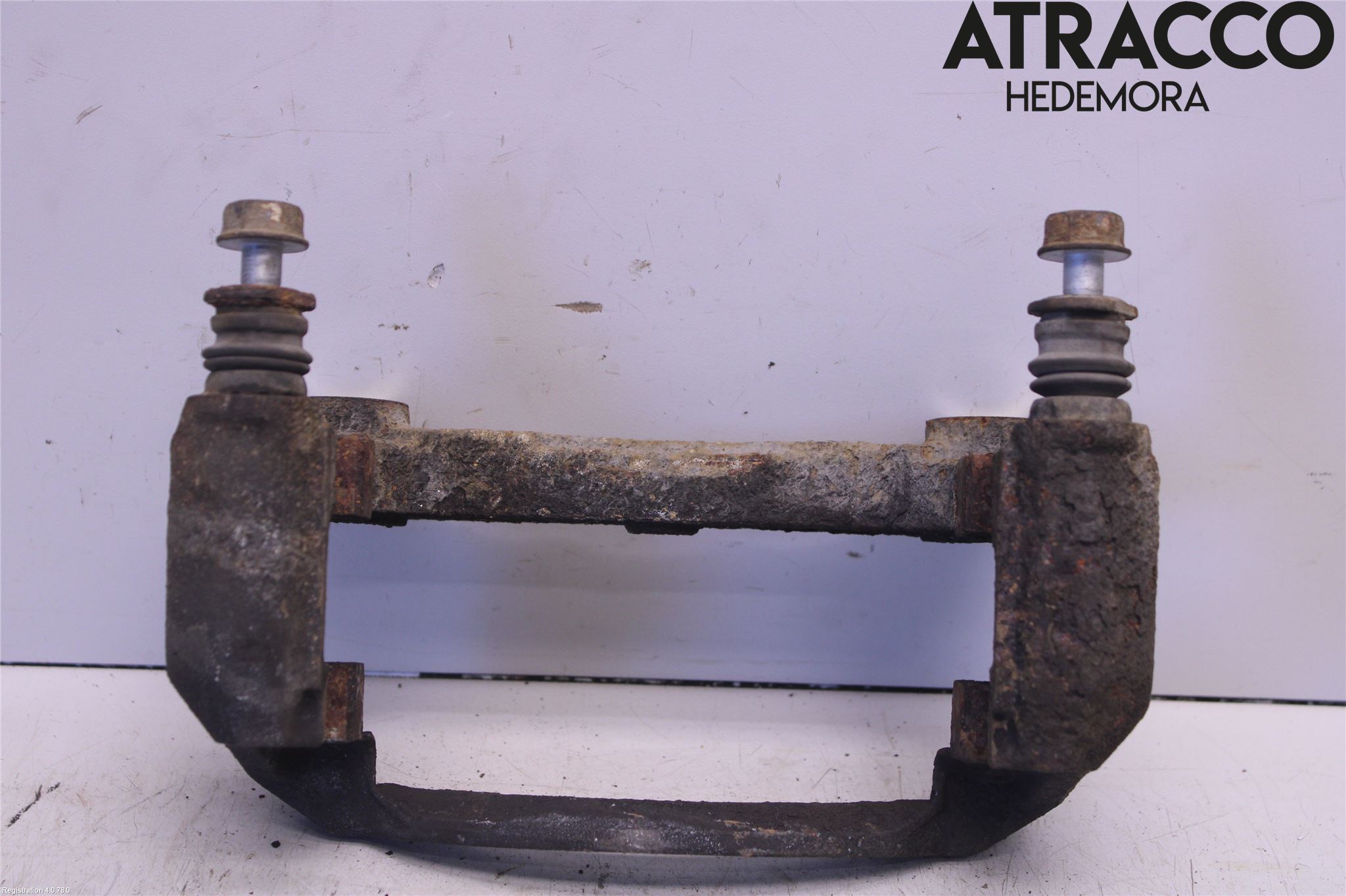 Nissan JUKE 14-19 Bromsokshållare