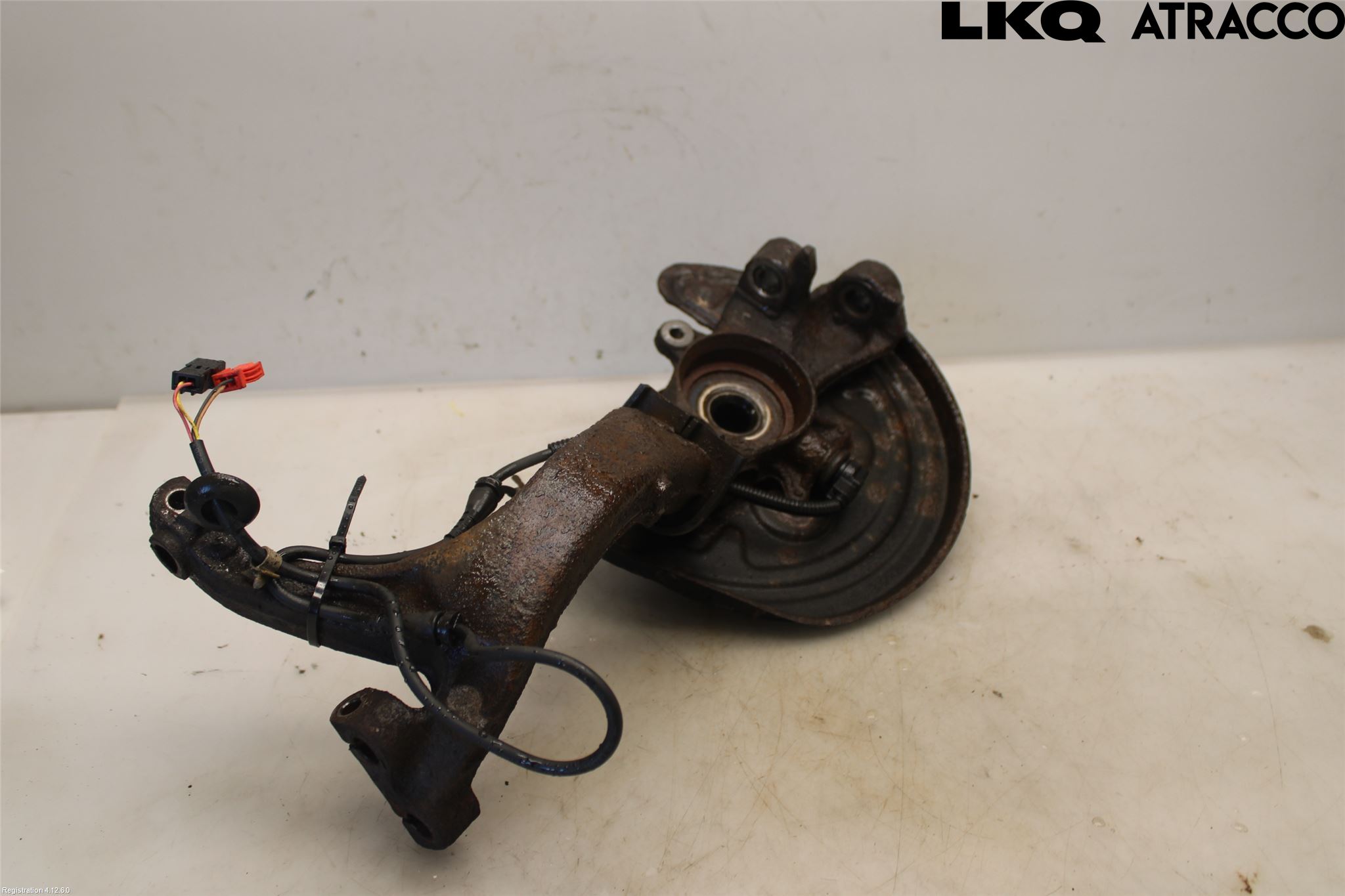 Volkswagen VW PASSAT 01-05 Styrspindel Lagerhus Hö