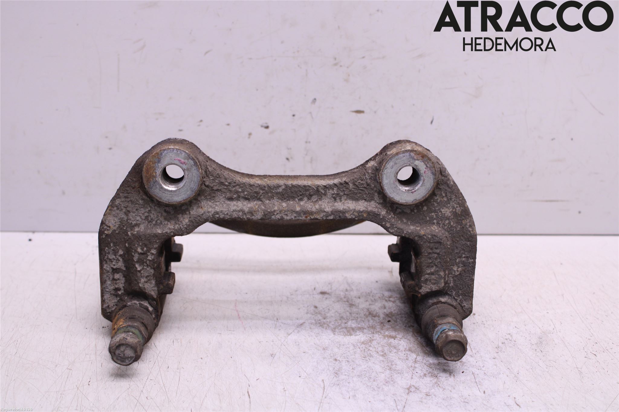 Opel INSIGNIA 17- Bromsokshållare