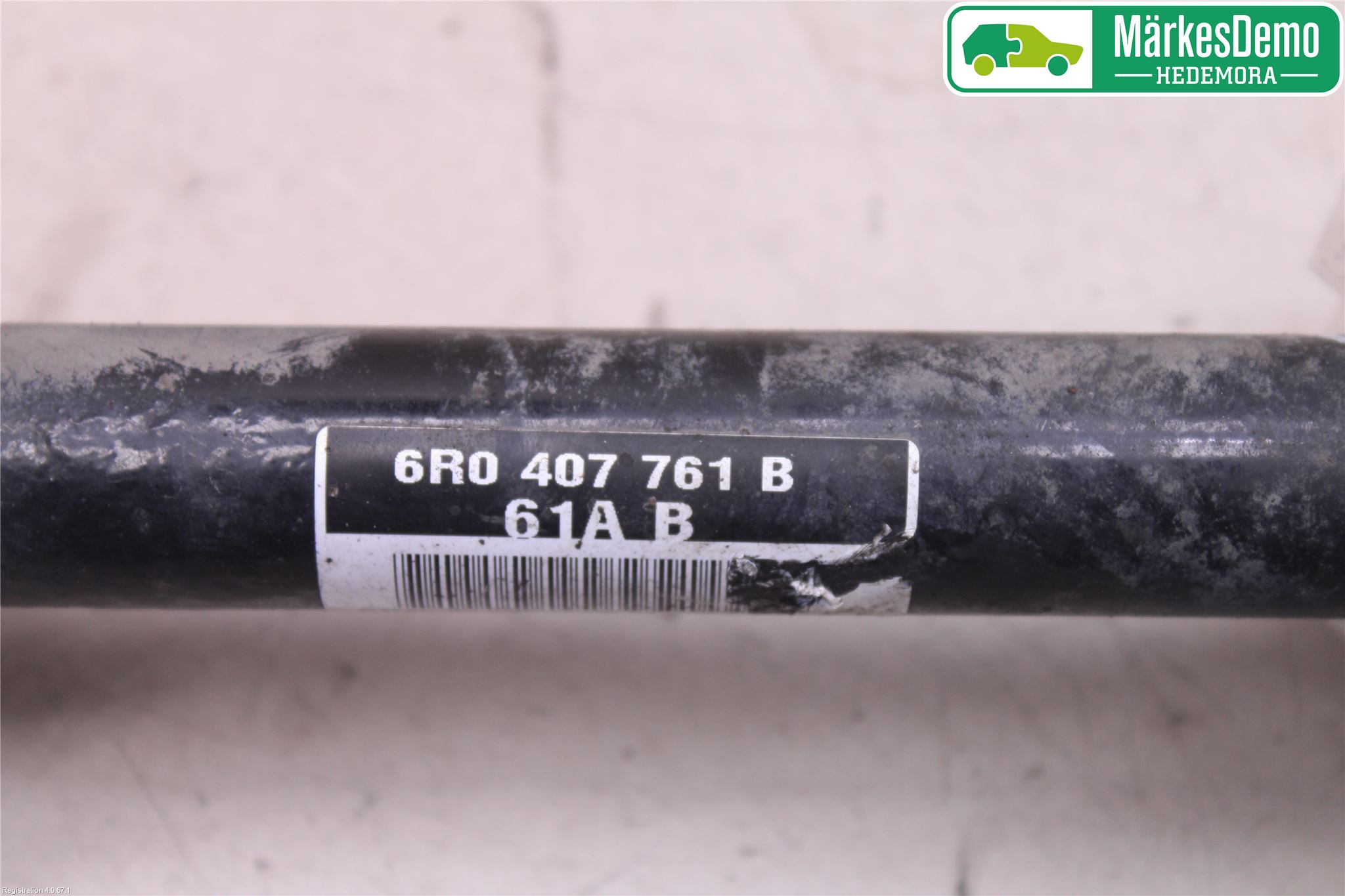 Volkswagen VW POLO 10-17 Drivaxel Fram Vänster