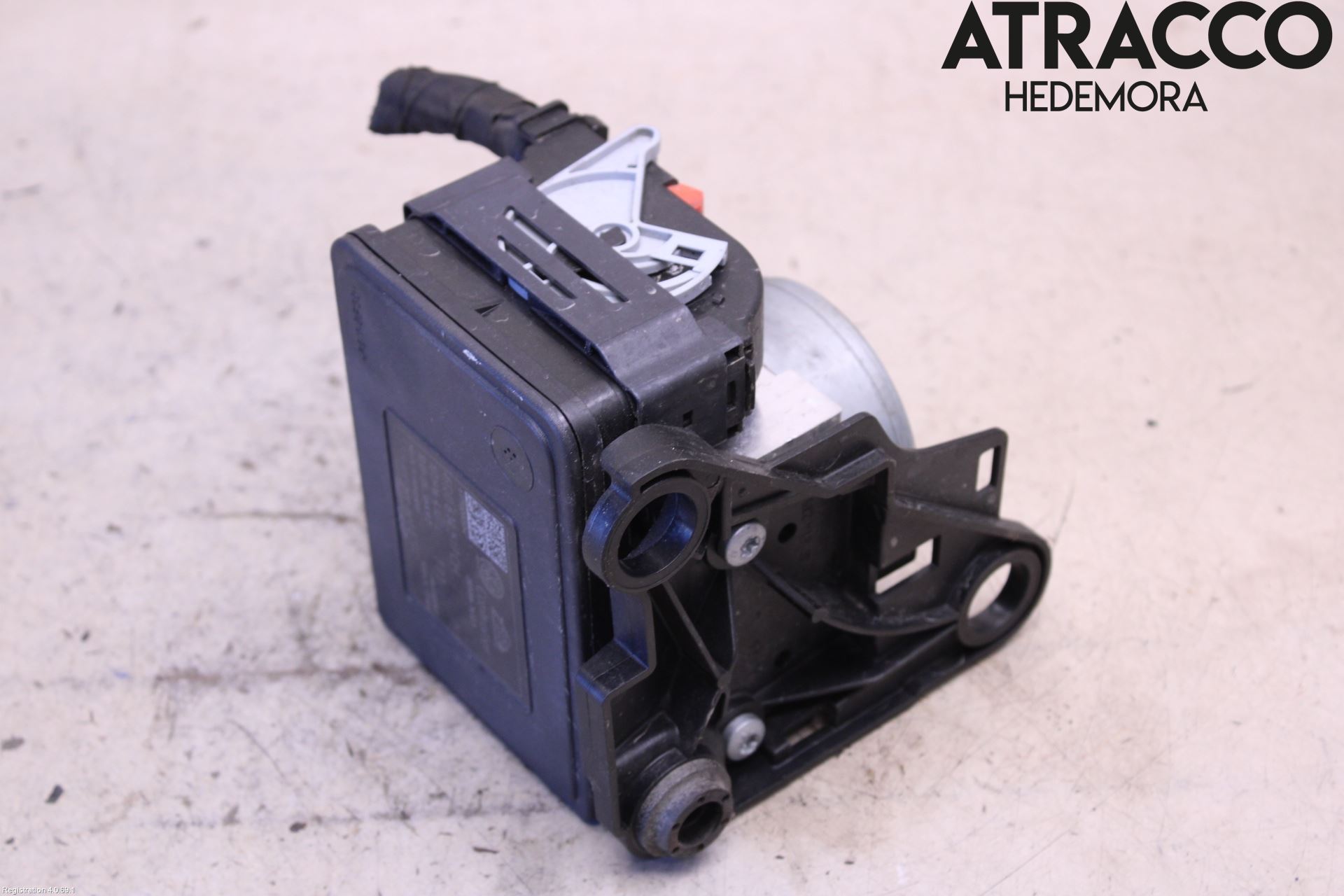 Volkswagen VW PASSAT 15-19 Abs Hydraulaggregat
