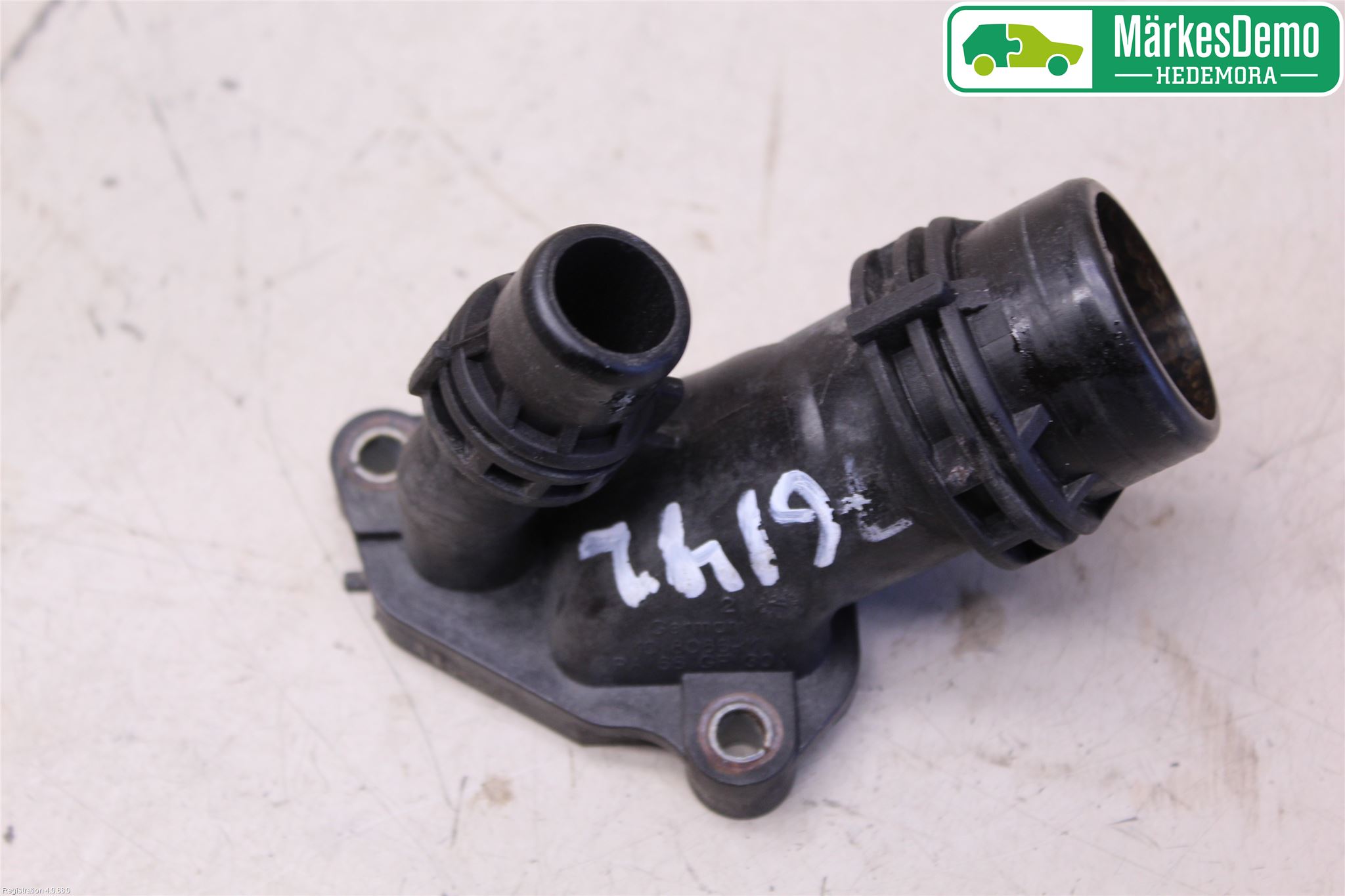 BMW 3 E90/91 SED/TOU 05-12 Kylarslang Fäst På Motor