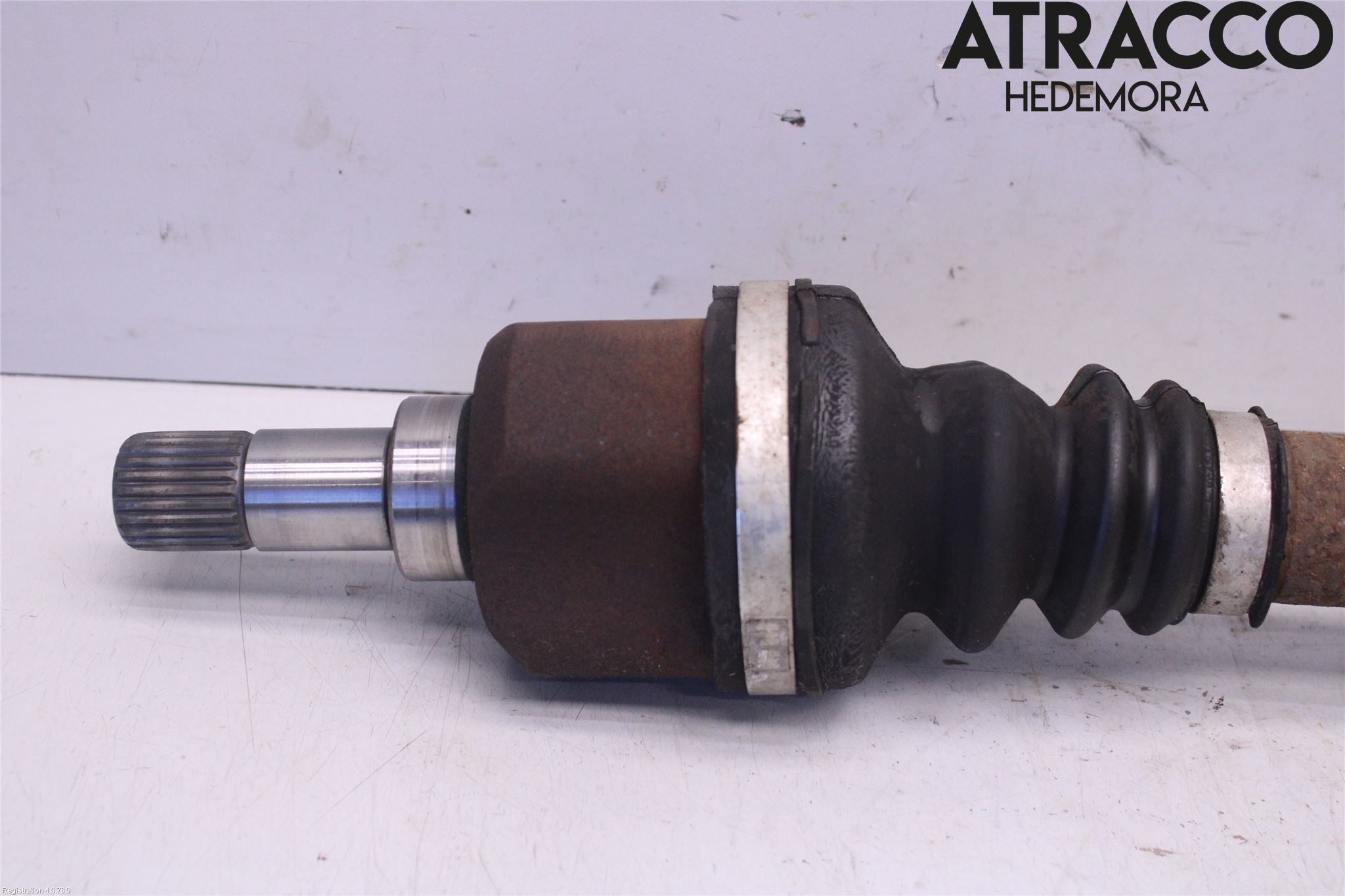 Peugeot 308 08-13 Drivaxel Fram Vänster