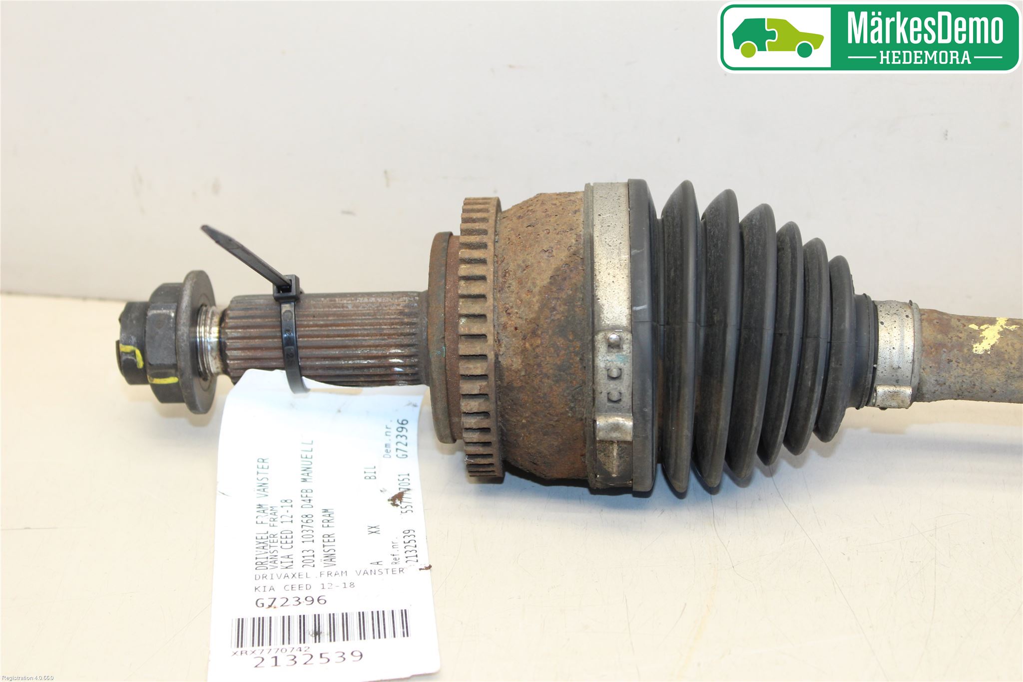 Kia CEED 12-18 Drivaxel Fram Vänster