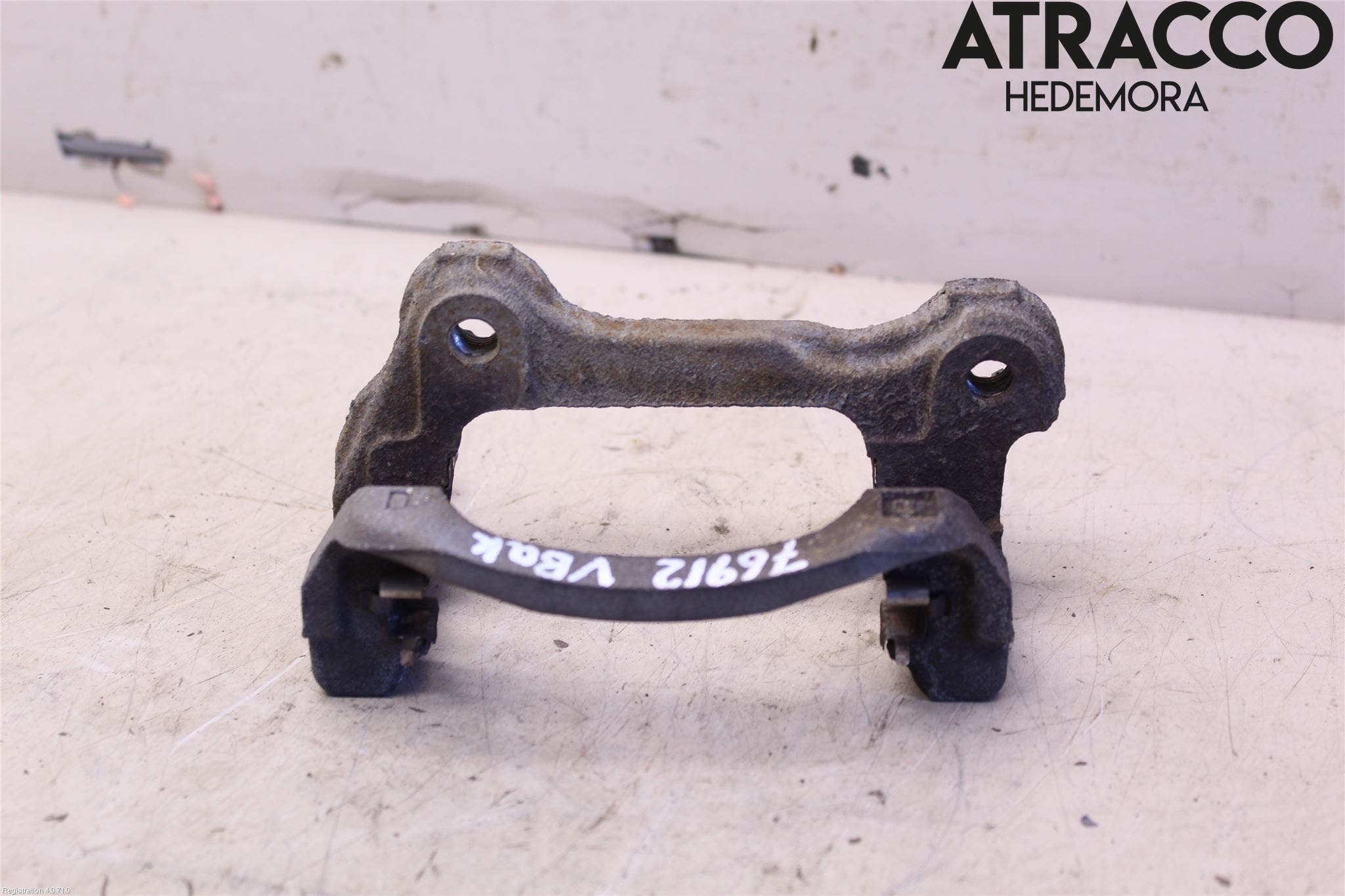 Lexus IS 250/350 14-20 Bromsokshållare