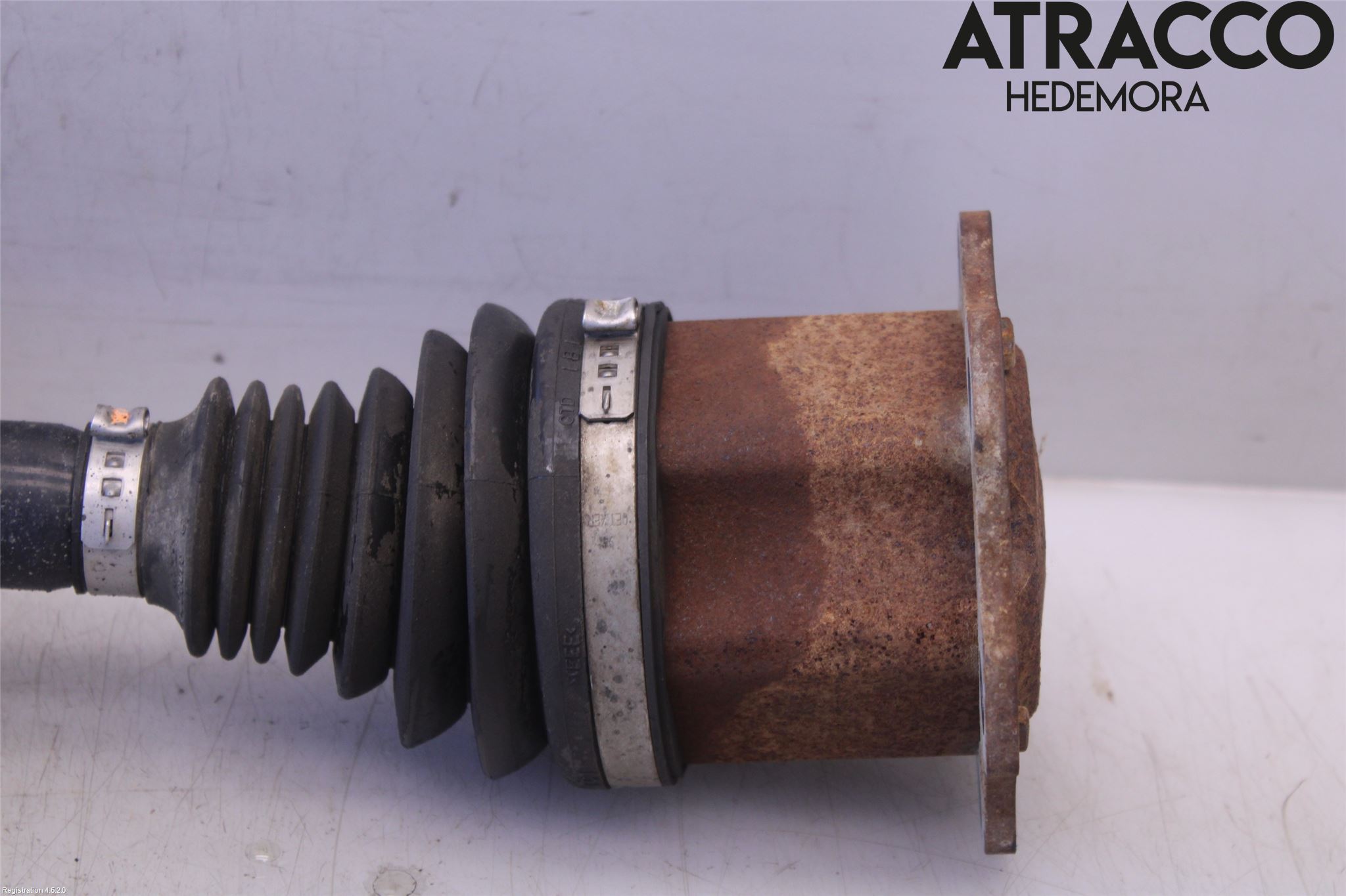 Audi Q5 09-16 Drivaxel Fram Höger