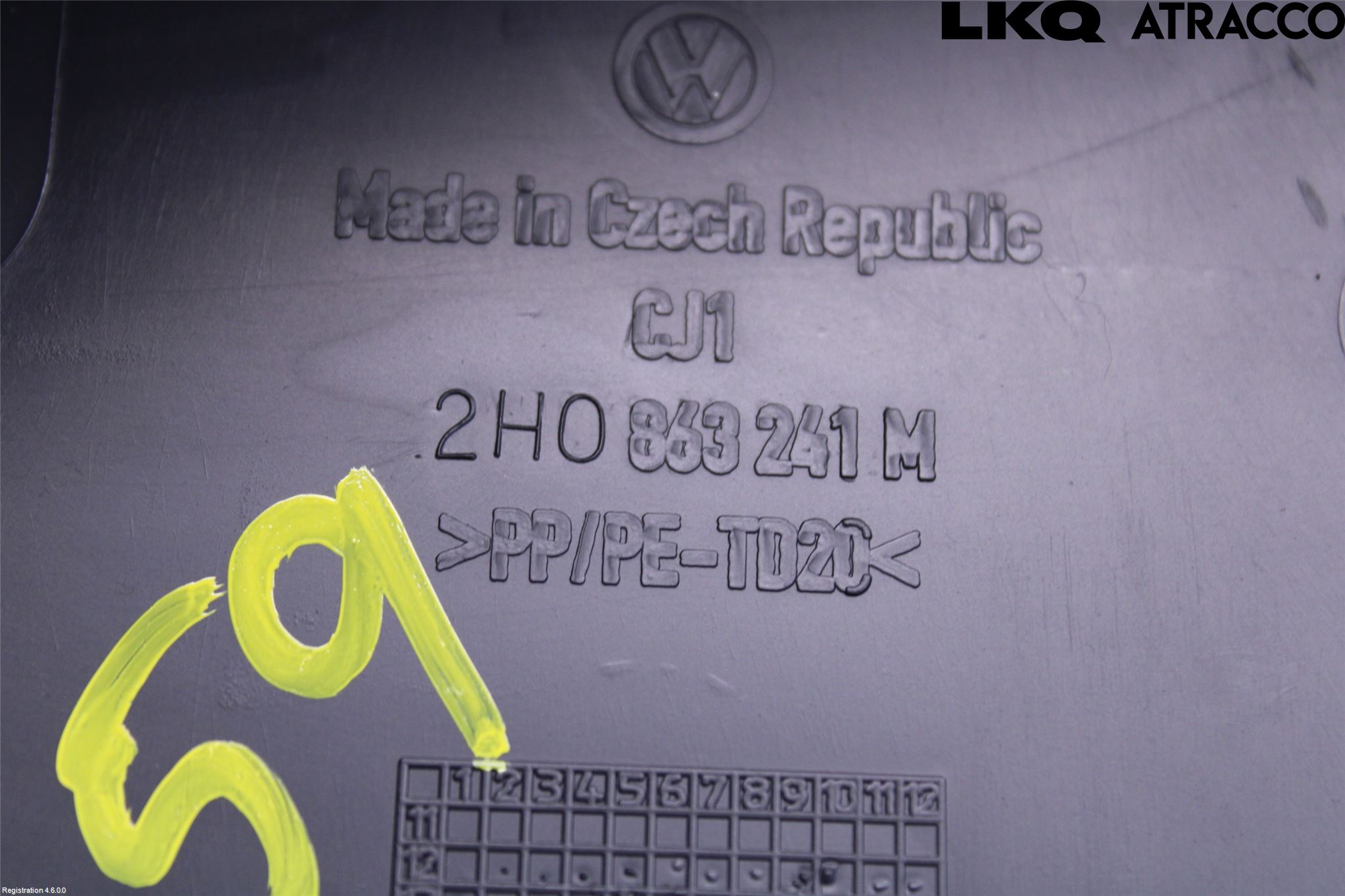 Volkswagen VW AMAROK 2H 10-22 Inr Tunnelfack