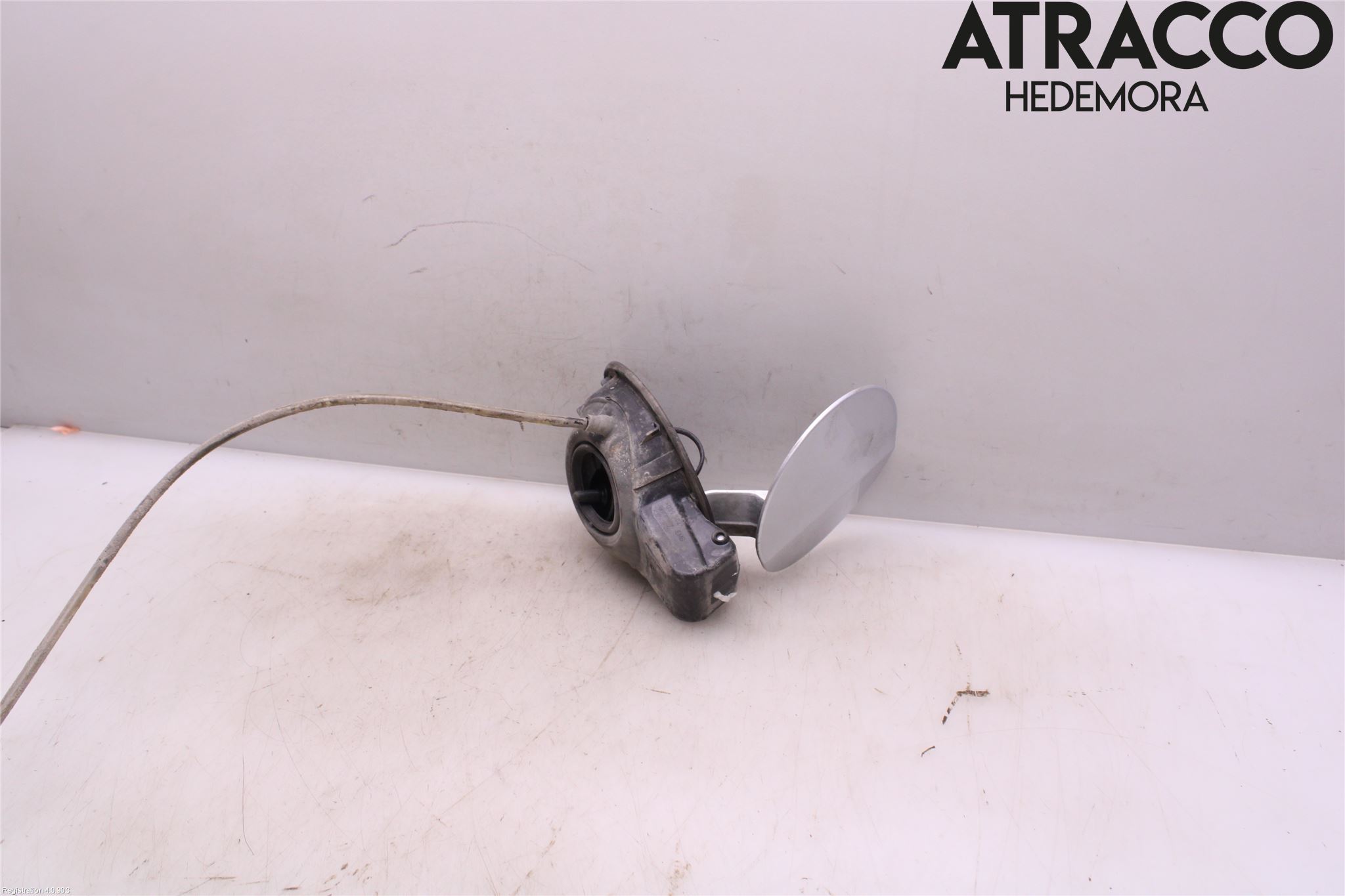 Volkswagen VW PASSAT 05-11 Tanklucka