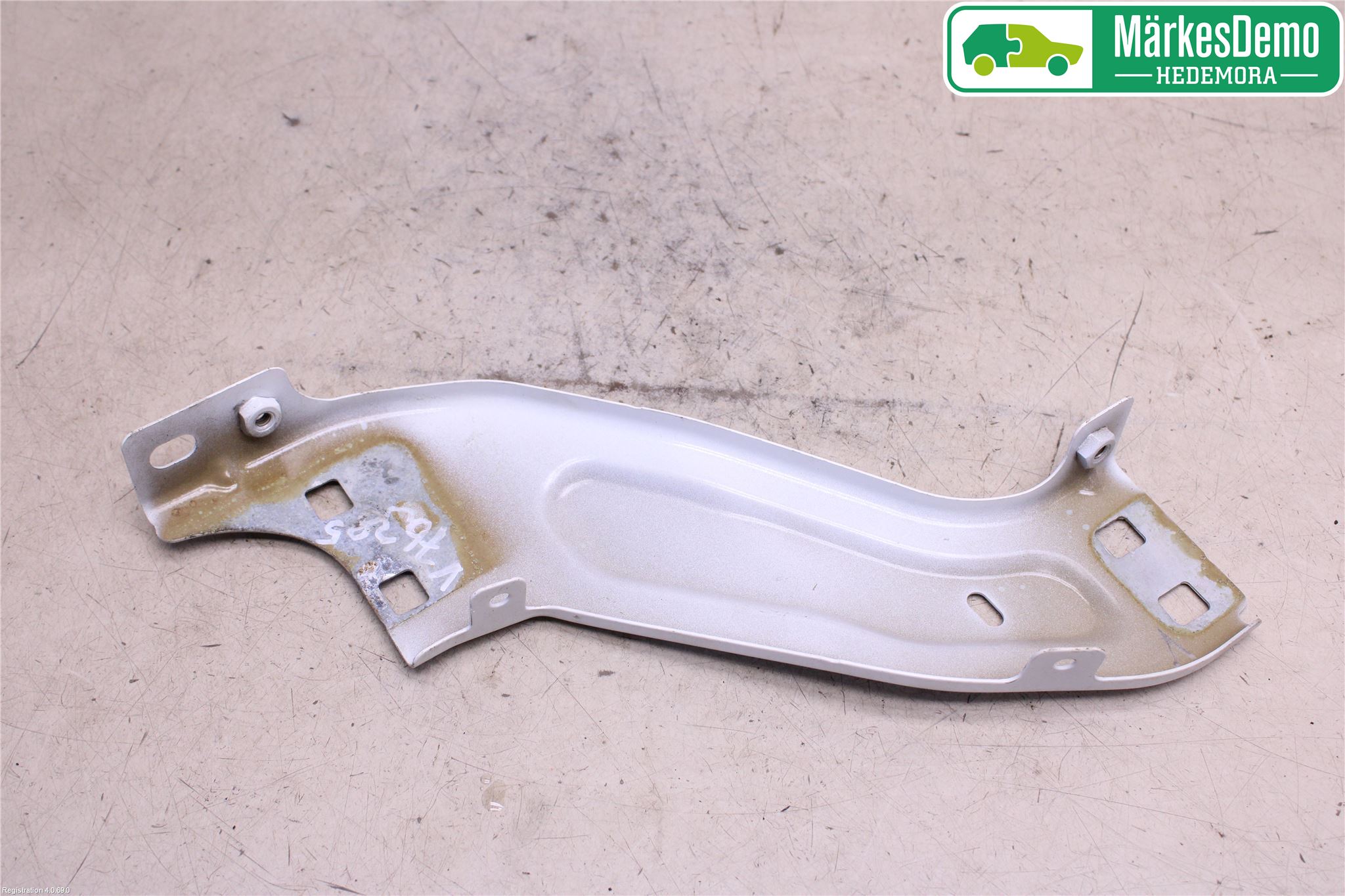 Peugeot PARTNER 16-18 Front Huvlåsplåt-Balk