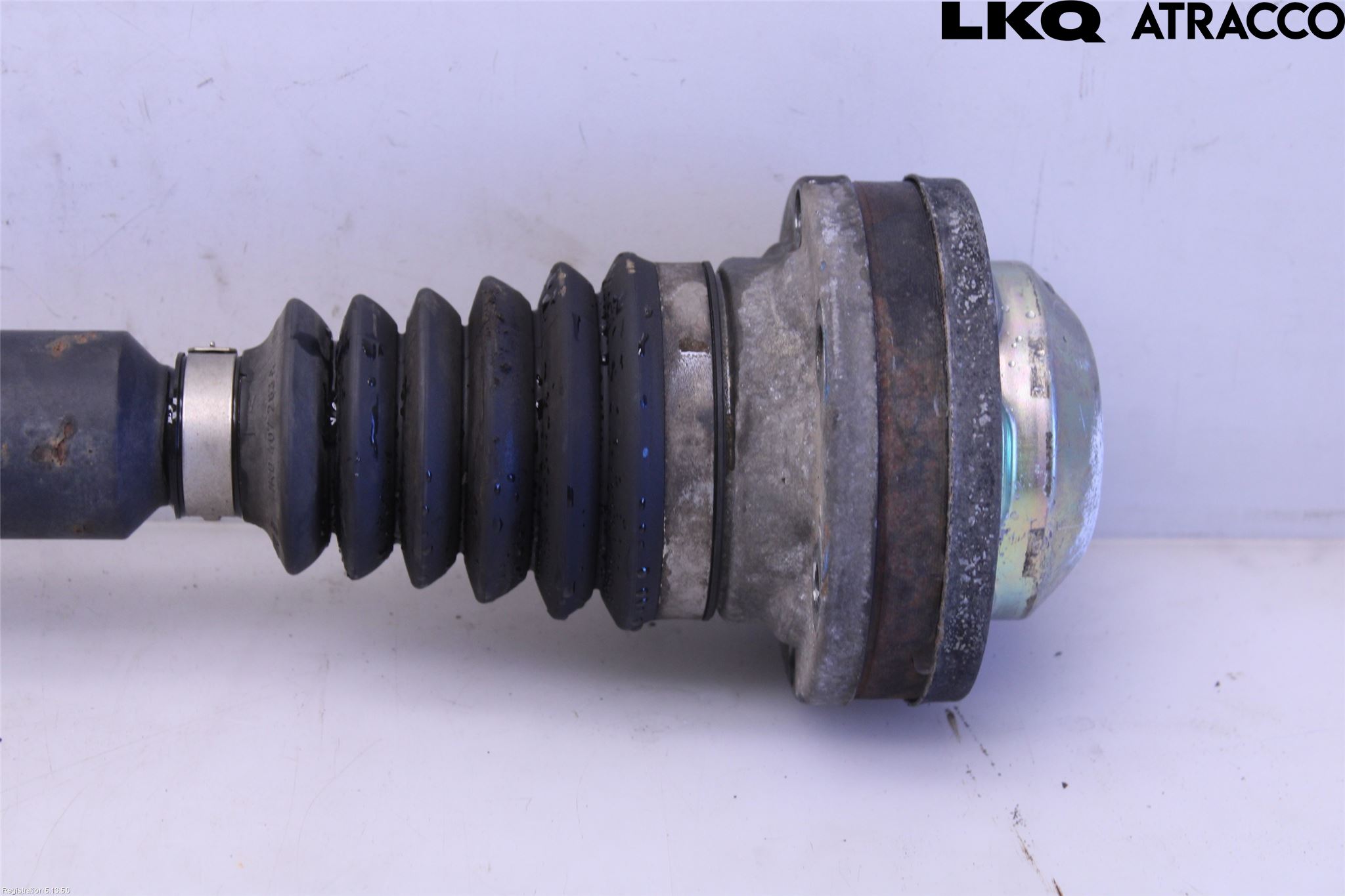 Volkswagen VW CADDY 11-15 Drivaxel Fram Höger