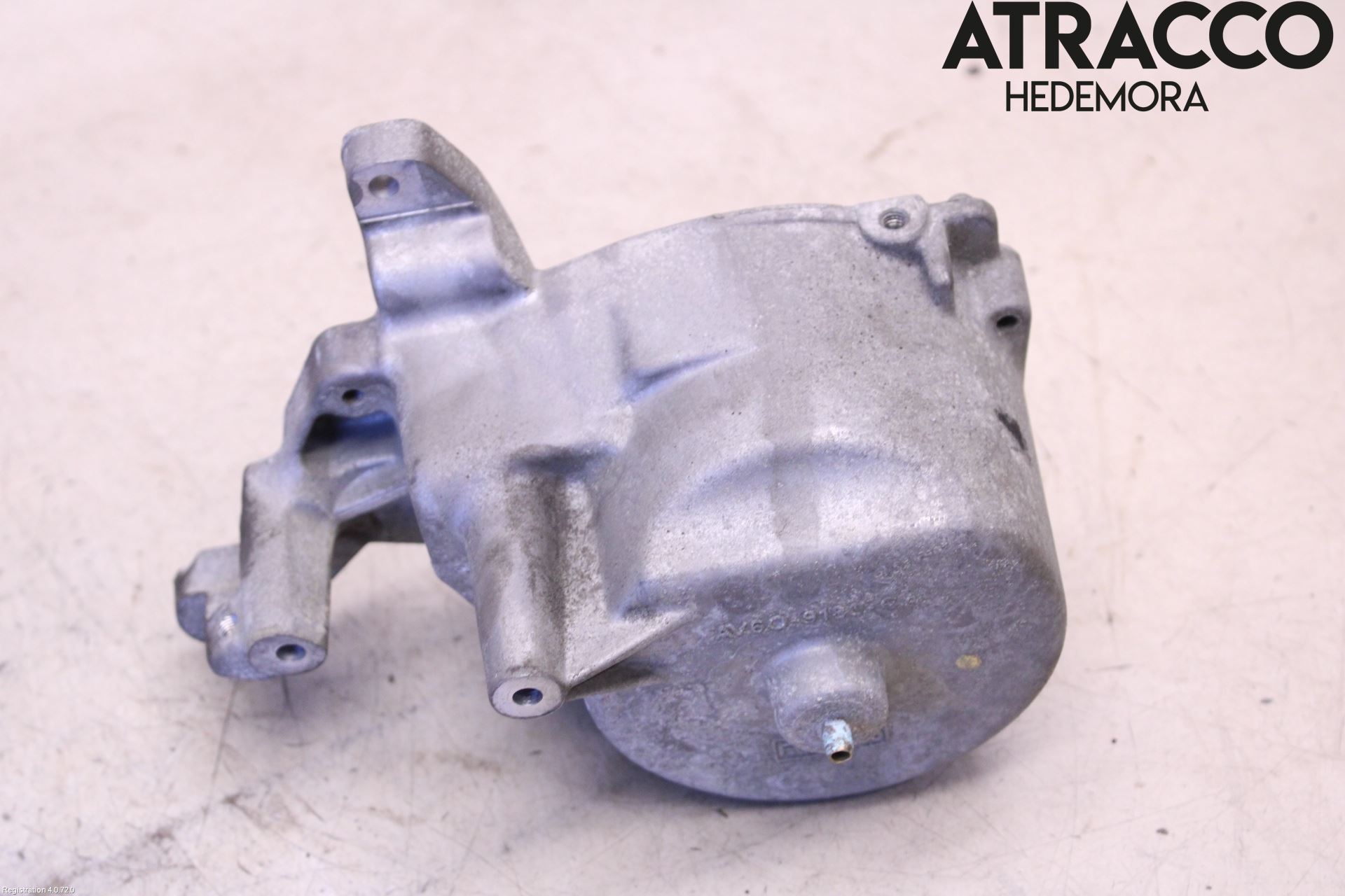 Ford TRANSIT/TOURNEO CONNECT 13-22 Bränslefilter-Hållare