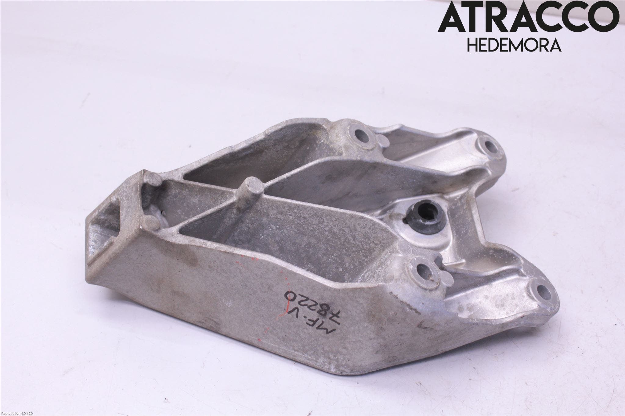 BMW 5 GT F07 09-17 Motorfäste