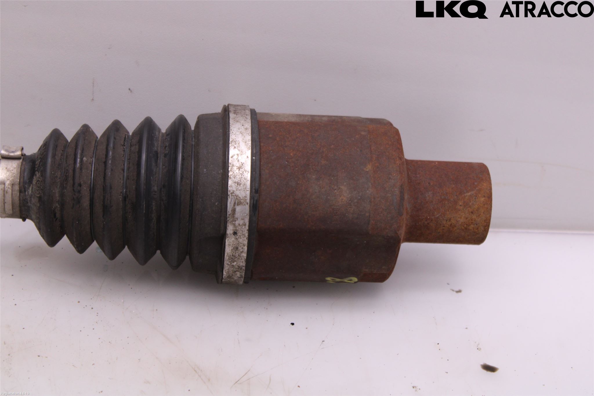Dacia DUSTER 10-17 Drivaxel Fram Höger