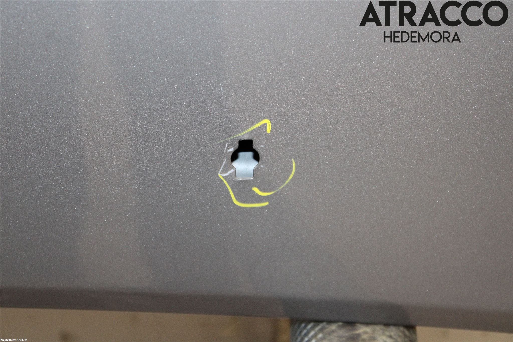 Toyota AVENSIS 07-08 Huv Fram