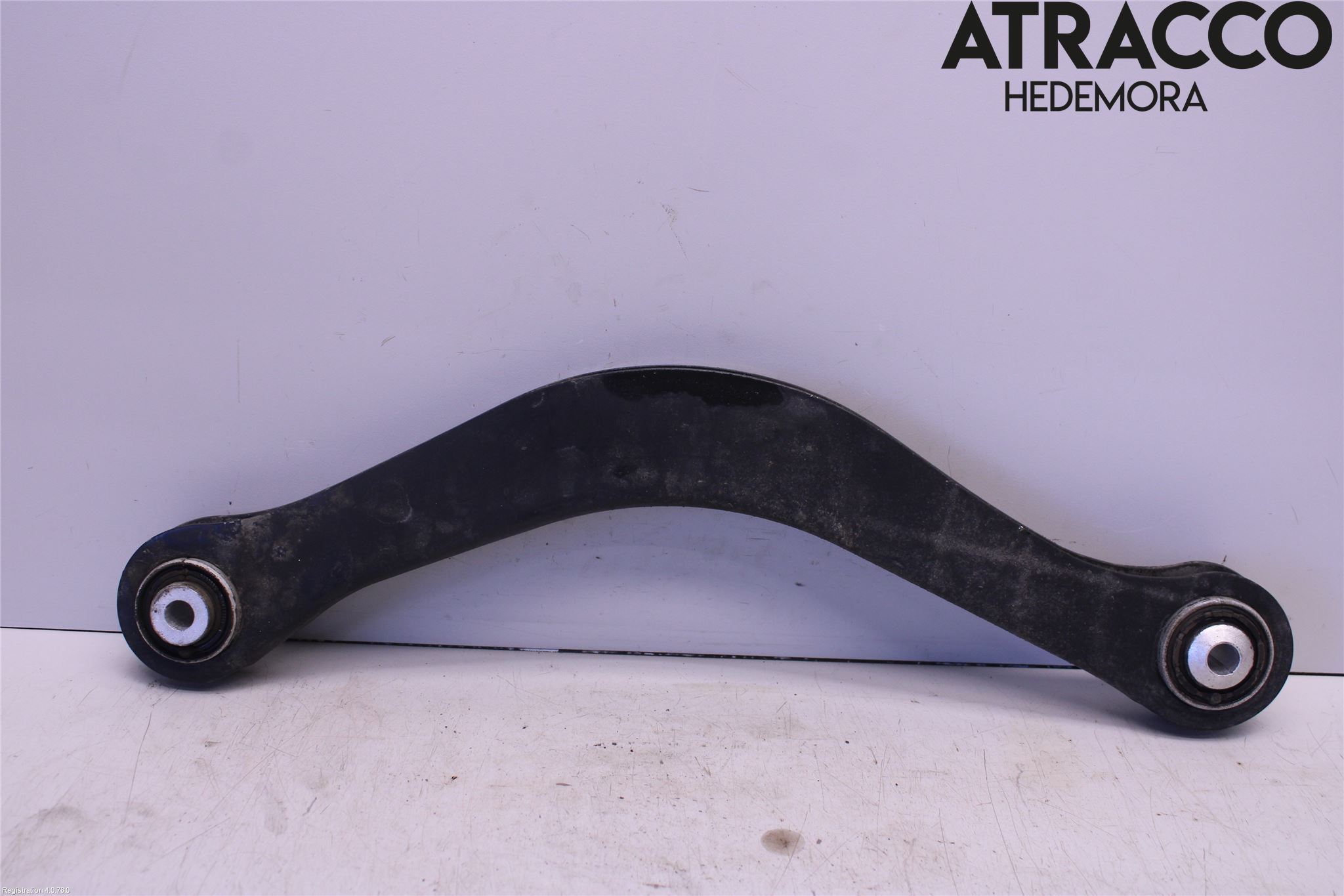 Audi A4/S4 B9 16-19 Bärarm Bak Övre Höger