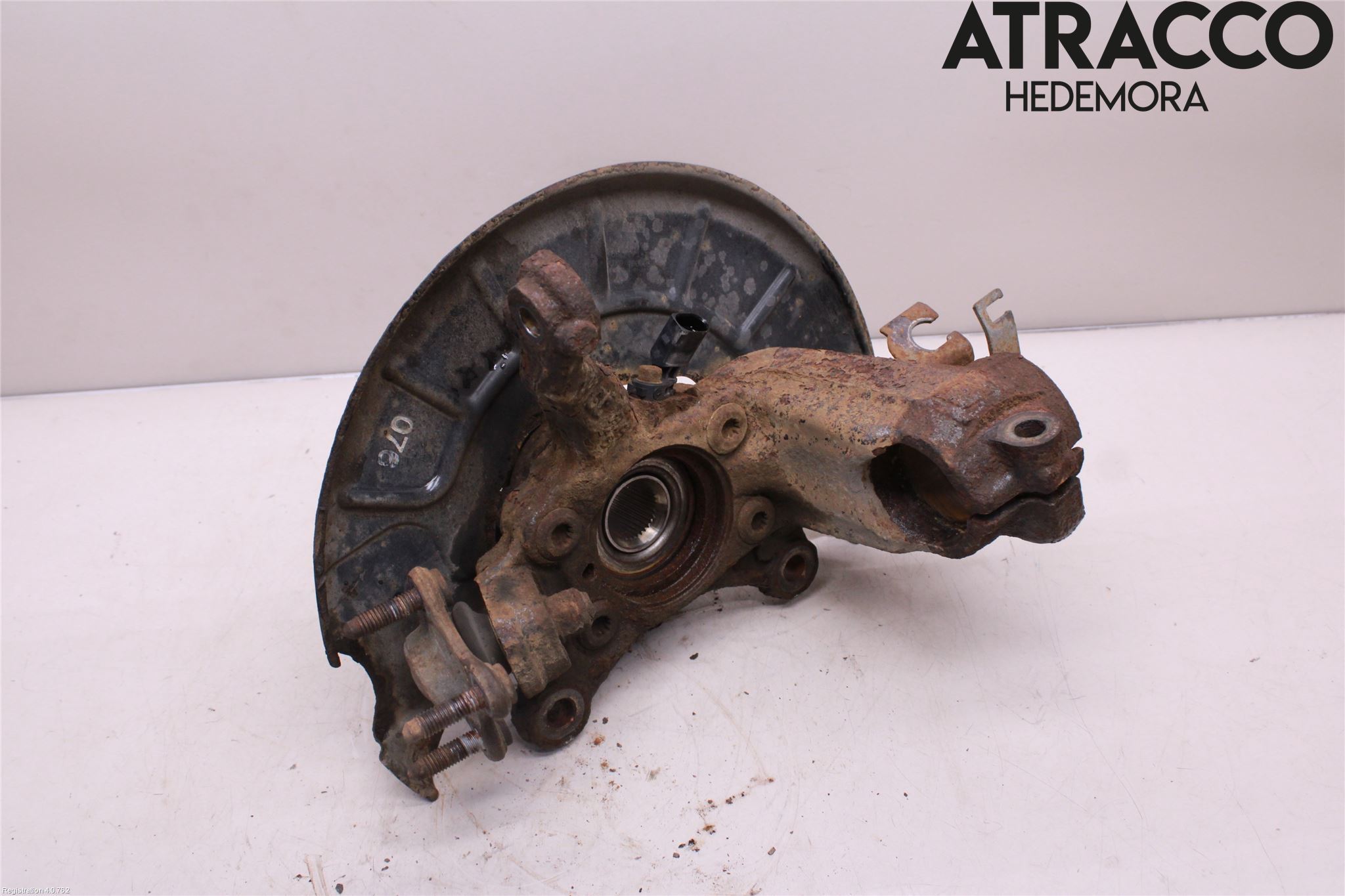 Volkswagen VW TOURAN 10-15 Styrspindel Lagerhus Vä