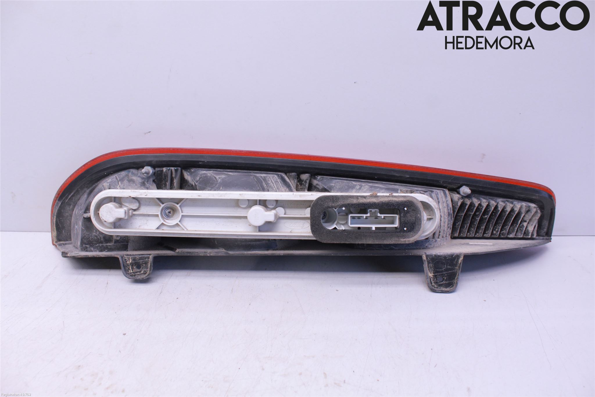 Ford FOCUS     04-07 Bakljus Höger