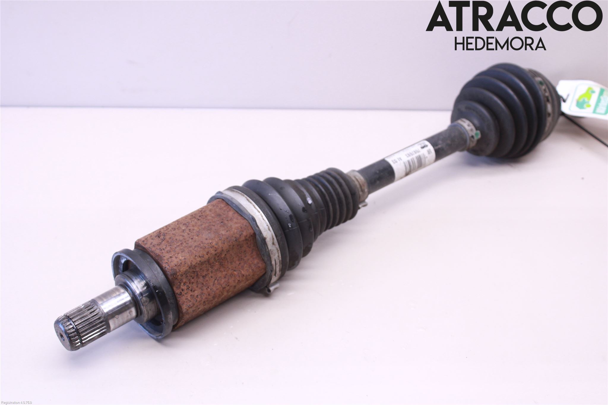 BMW 4 F32/F33/F82/F83 13-20 Drivaxel Fram Vänster