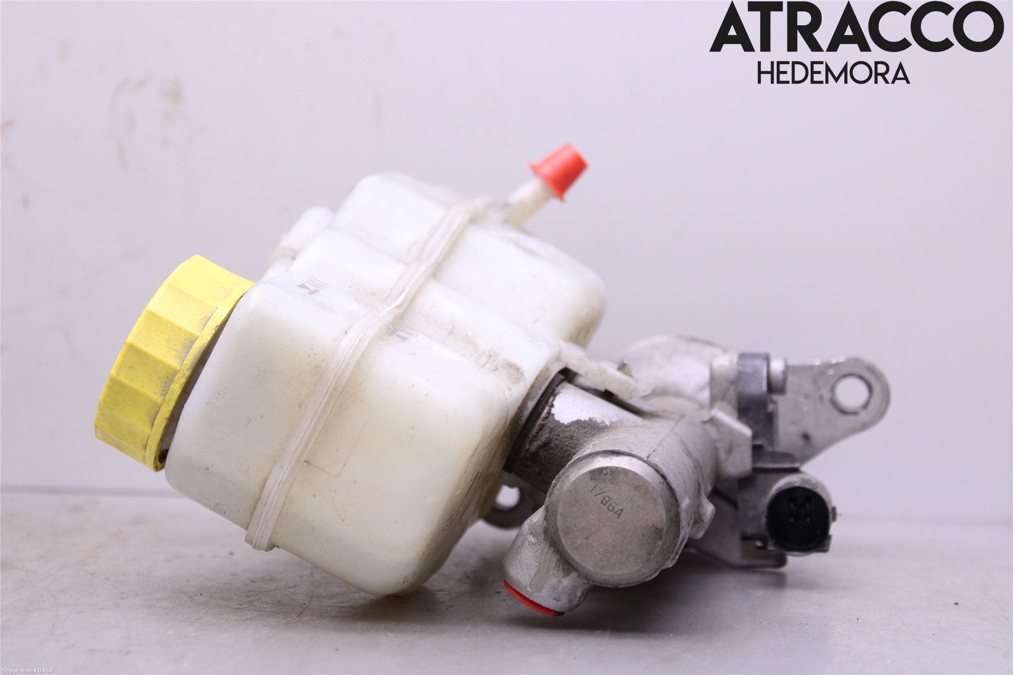 Skoda RAPID Broms Huvudcylinder