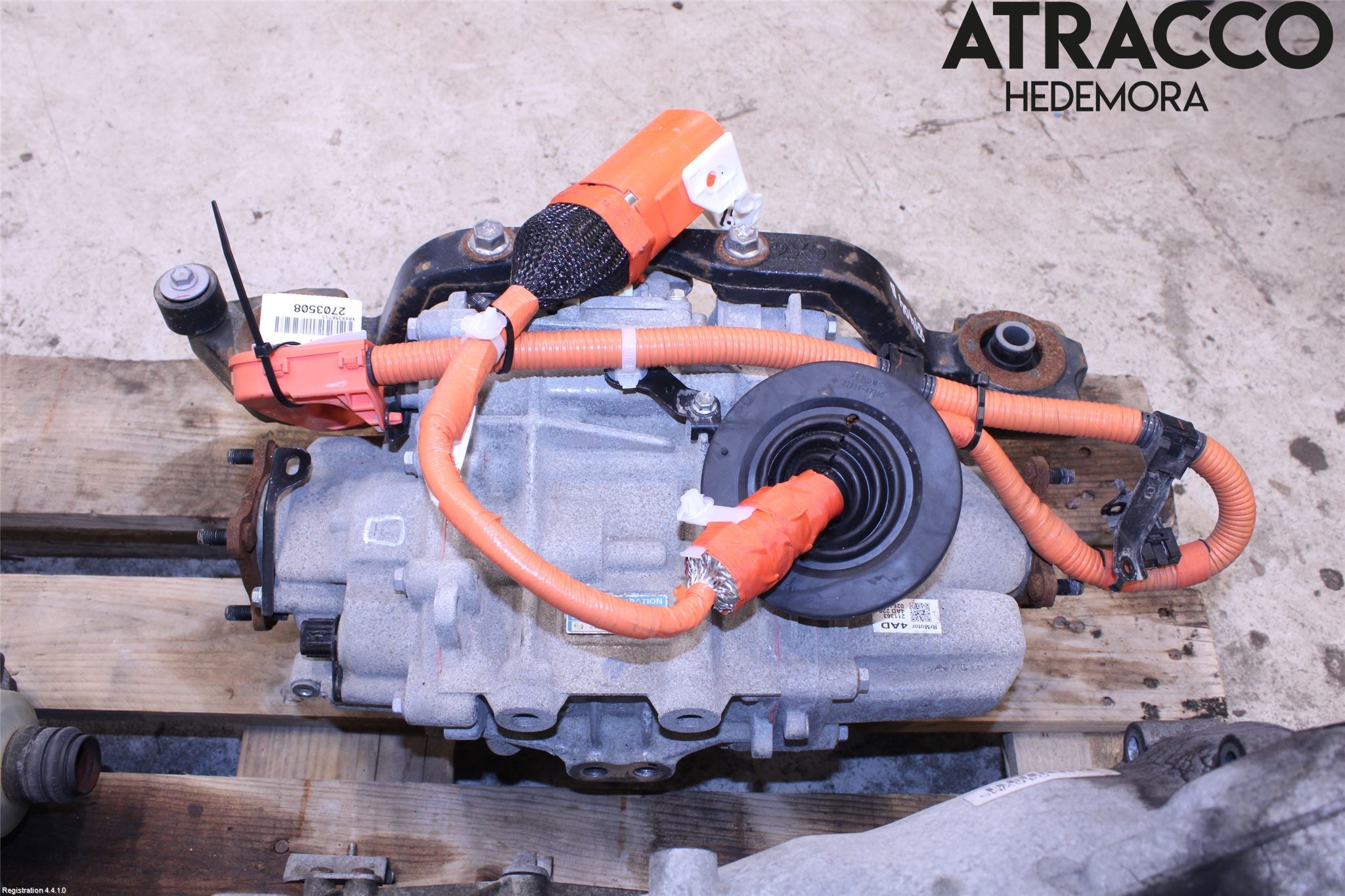 Toyota COROLLA CROSS XG10 22- Motor Elektrisk Bak