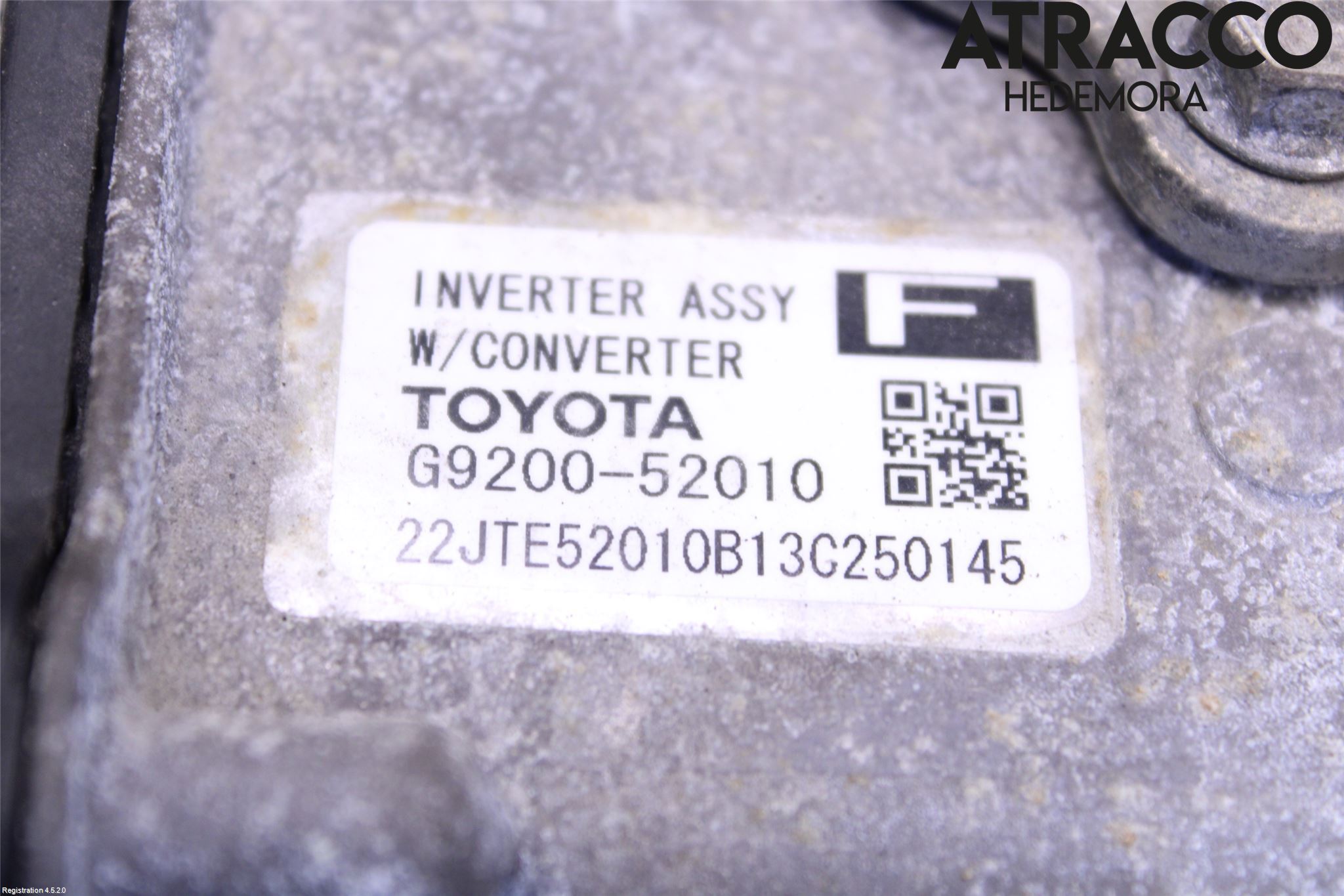 Toyota YARIS XP130 12-14 Hybridconverter