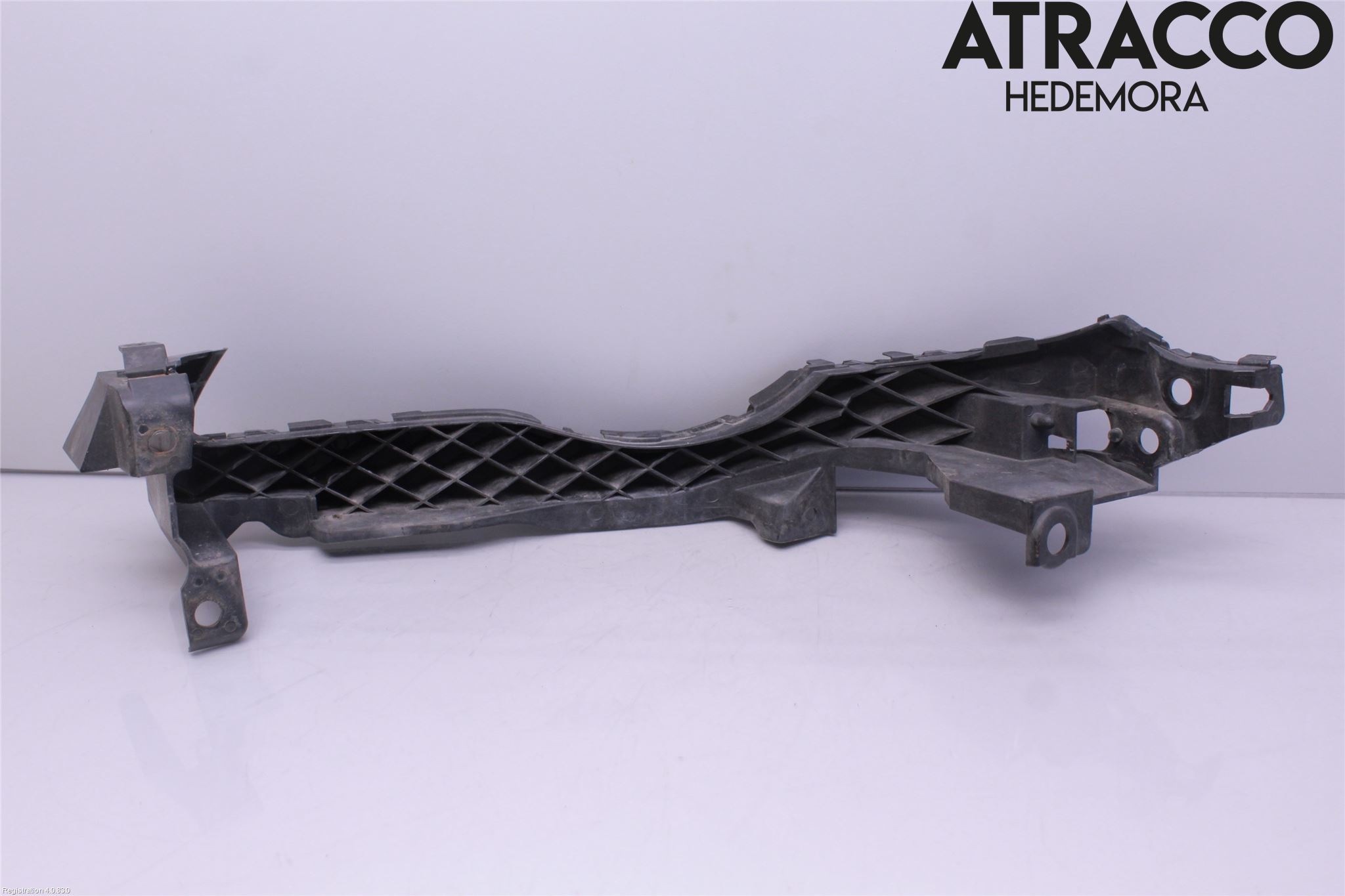 Subaru LEGACY    07-09 Strålkast Fästsarg