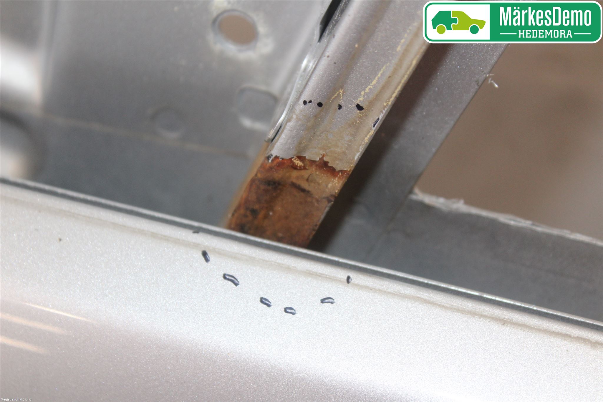 BMW 3 E90/91 SED/TOU 05-12 Dörr Fram Vänster