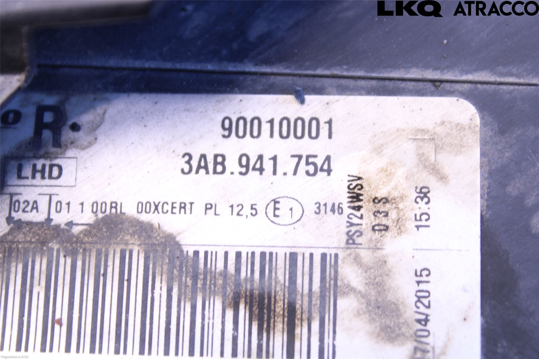 Volkswagen VW PASSAT 11-14 Strålkastare Höger