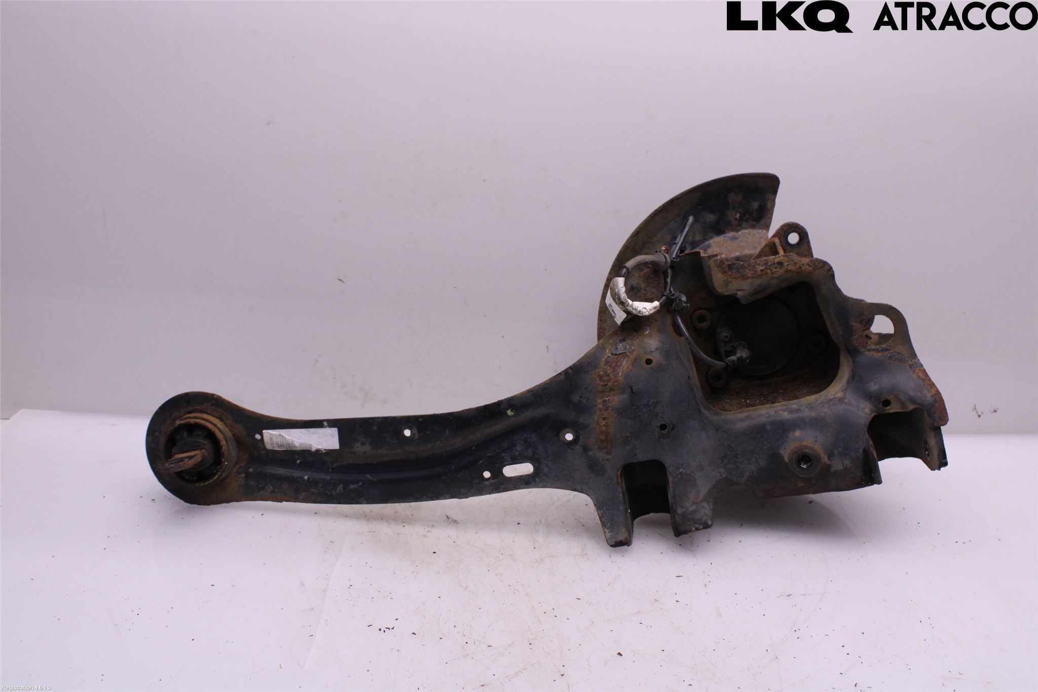 Volvo V40 12-19 Hjullagerhus-Spindel Hö B