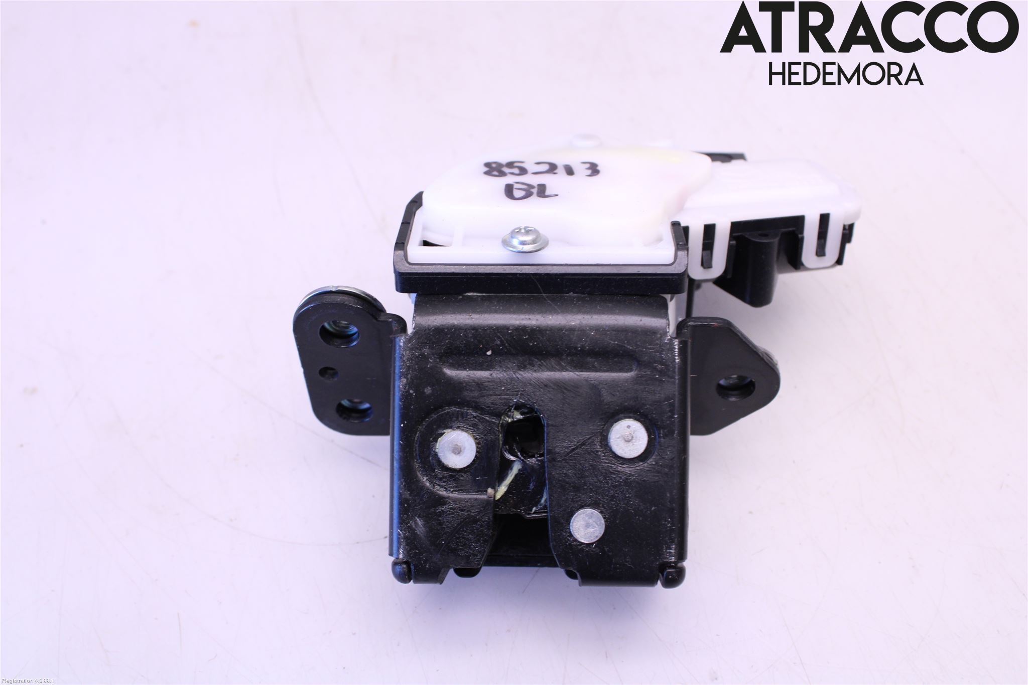 Mazda 3 III 14-19 Låskista Baklucka