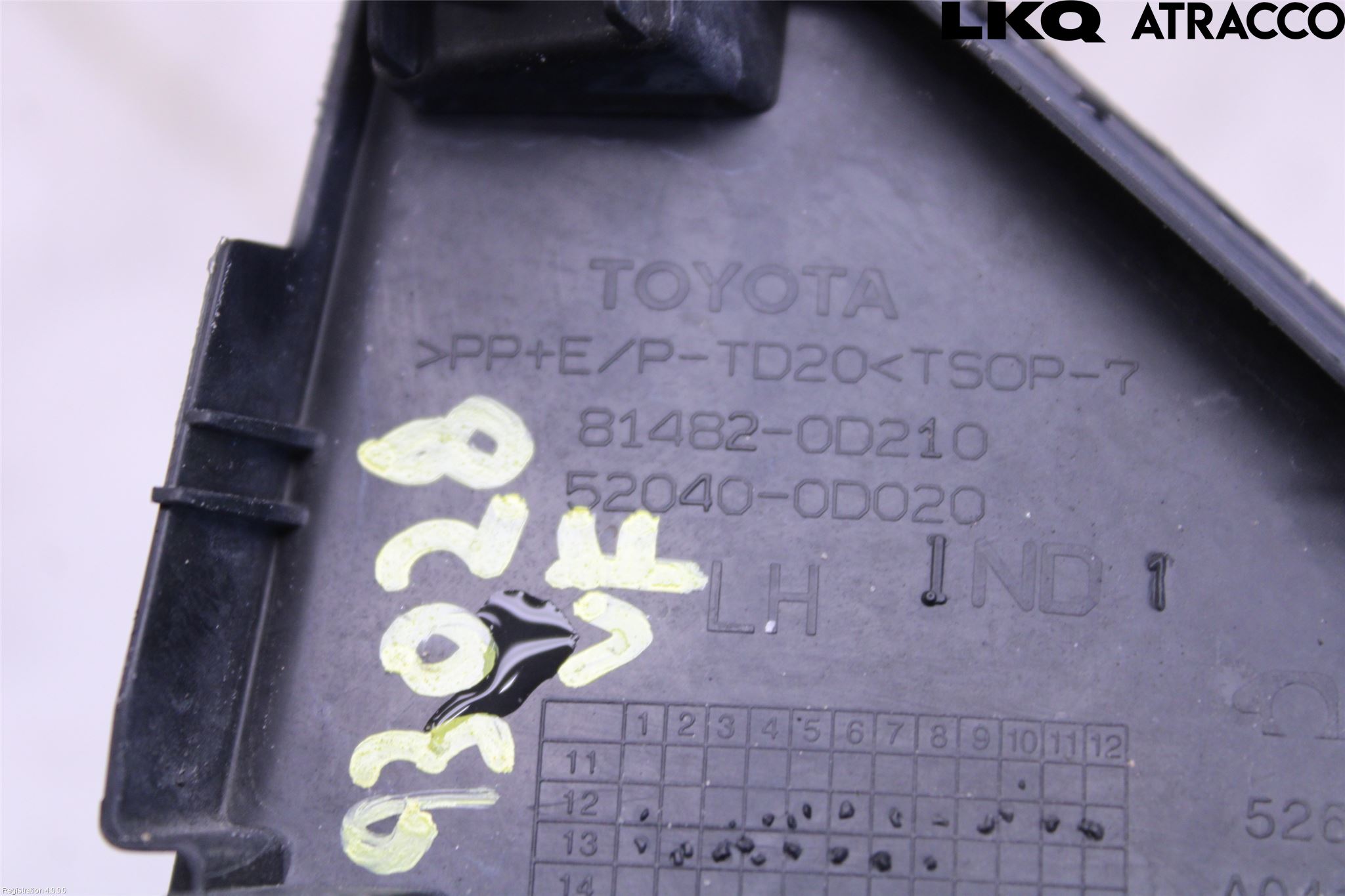 Toyota YARIS XP130 12-14 Dimljussarg Fram