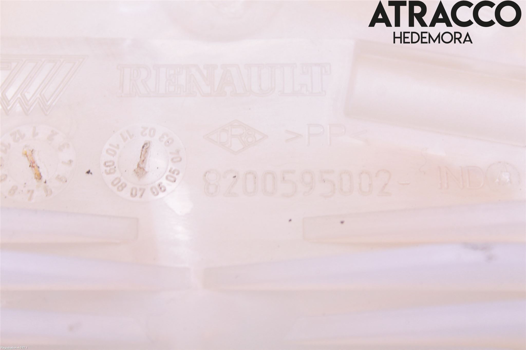 Renault MASTER III  04-10 Expansionstank