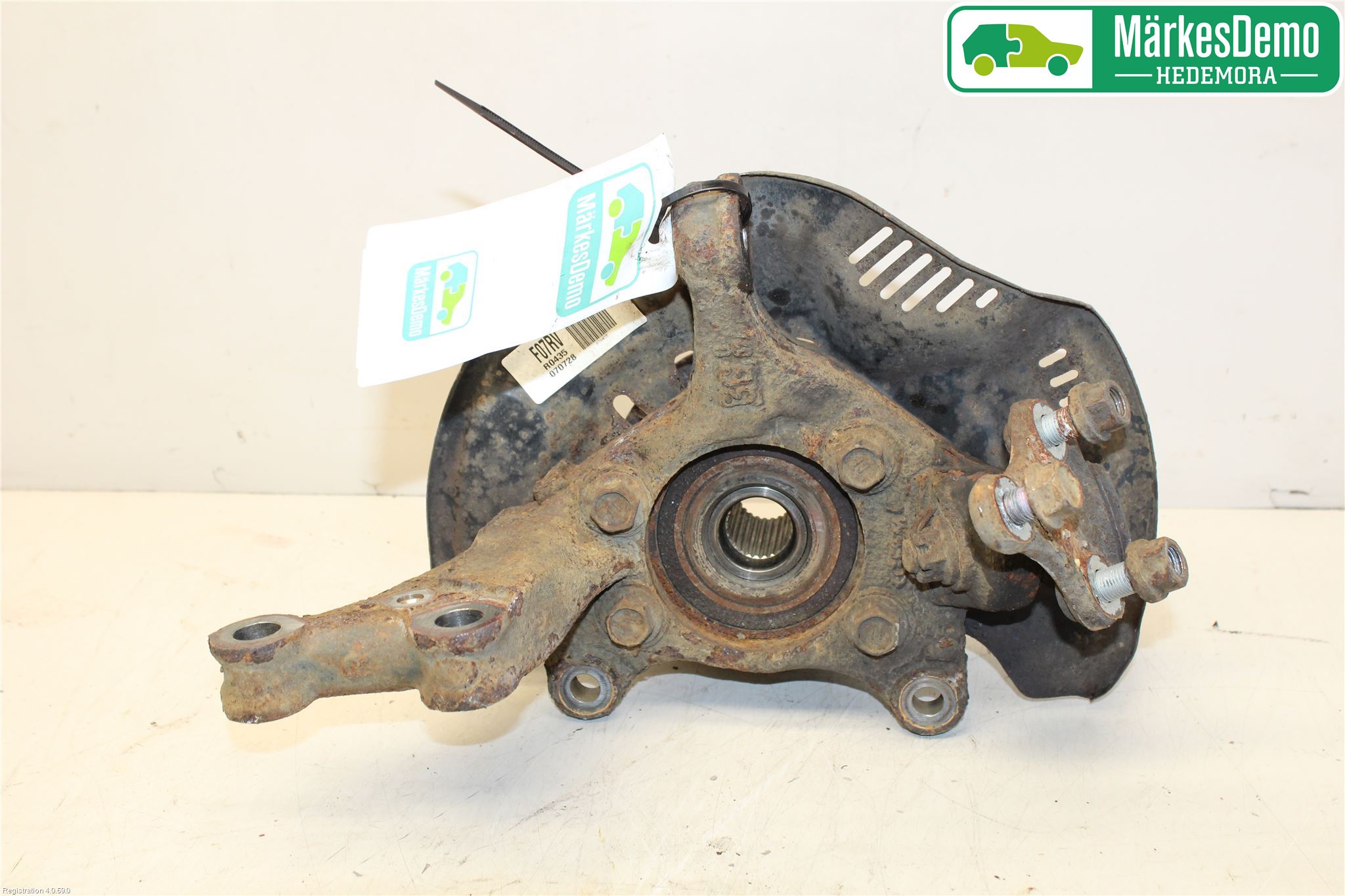 Toyota AURIS 07-09 Styrspindel Lagerhus Hö
