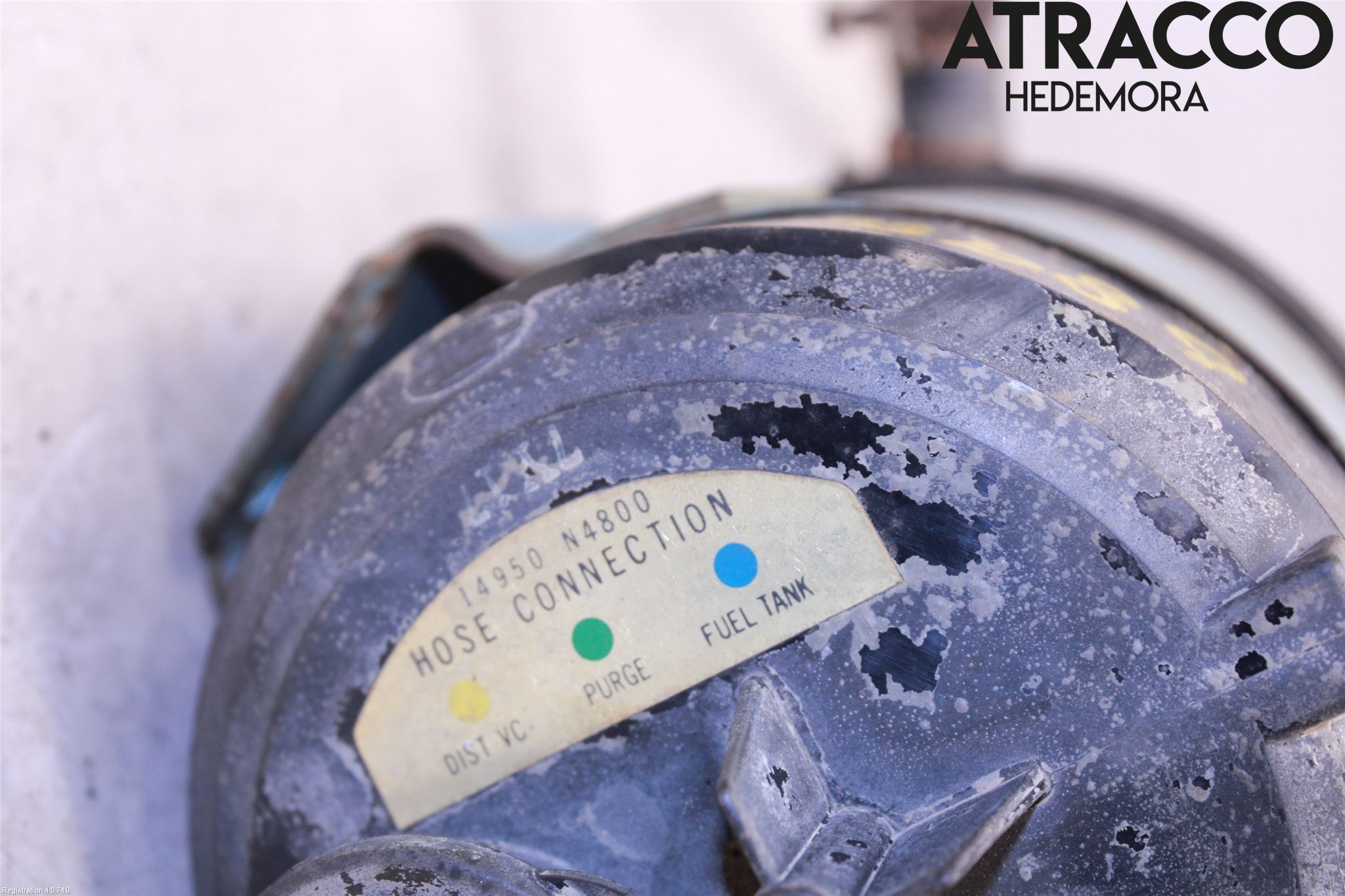 Datsun ÖVRIGT Bränsle Kolkanister