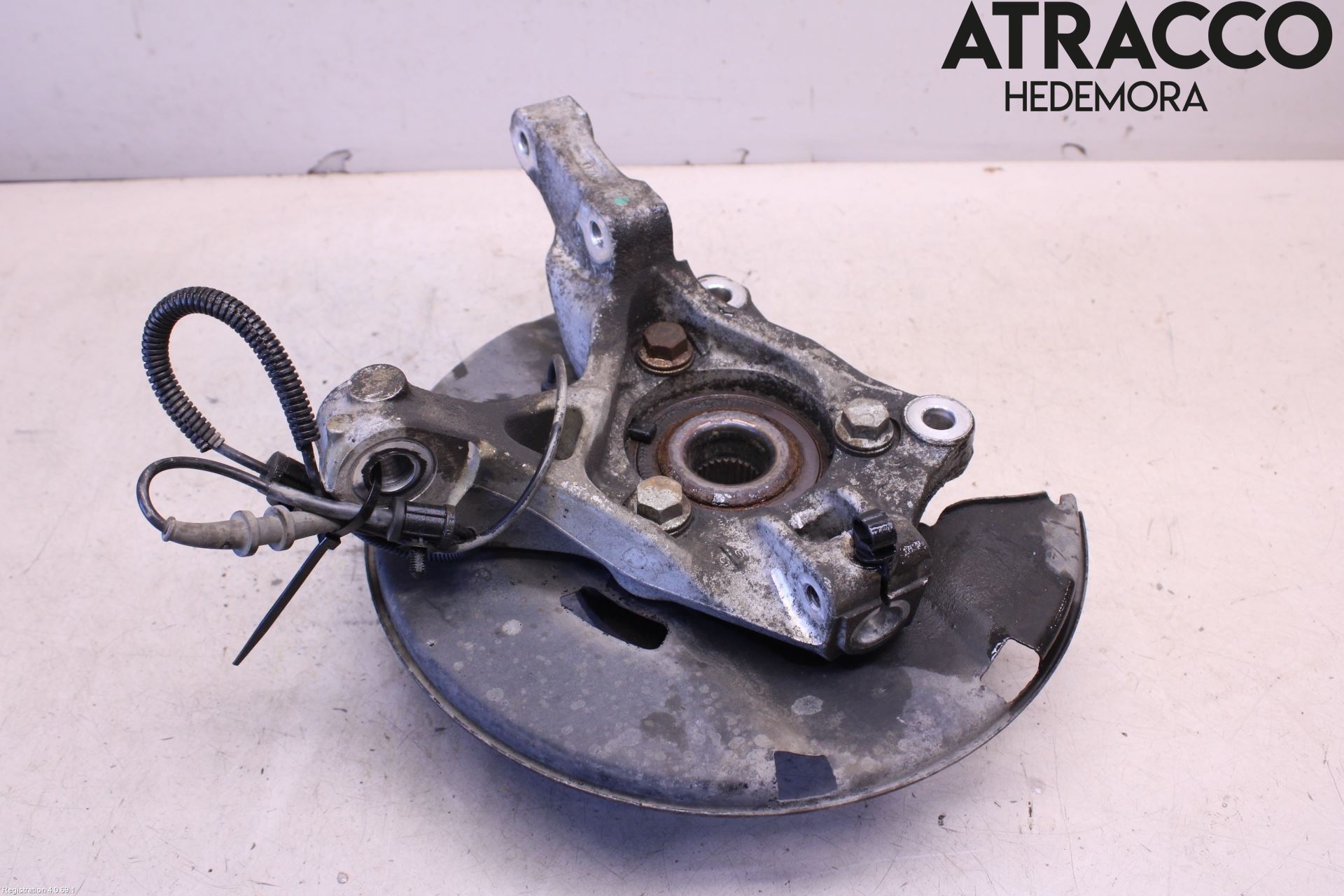 Opel ASTRA J 10-15 Styrspindel Lagerhus Vä