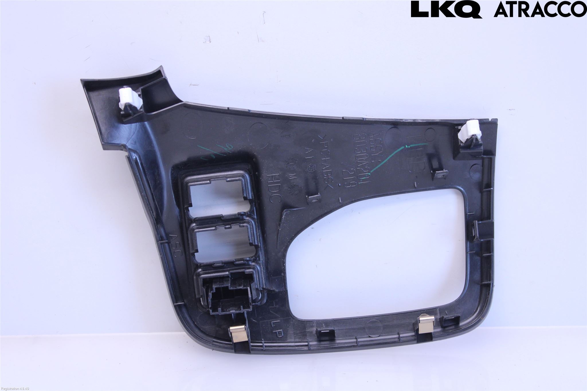 Mitsubishi OUTLANDER 13-21 Instrumentsarg