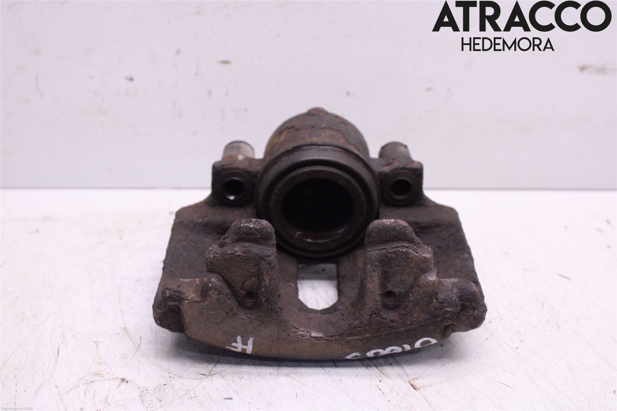 Volkswagen VW TOURAN 03-10 Bromsok Fram Höger