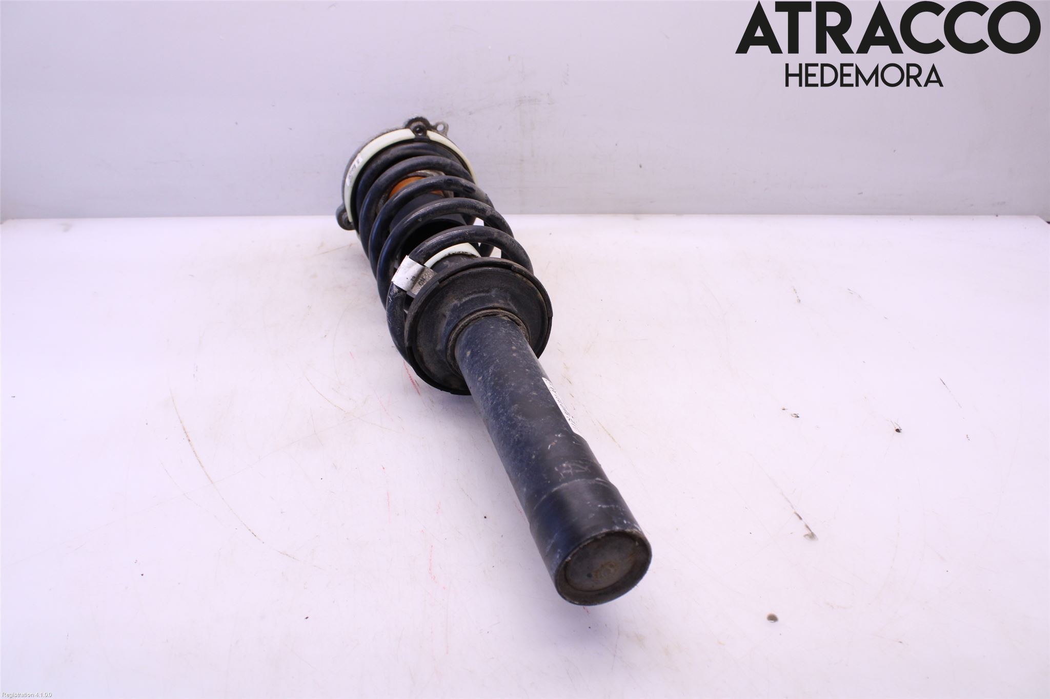 Audi A4/S4 B9 16-19 Fjäderben Fram Vänster