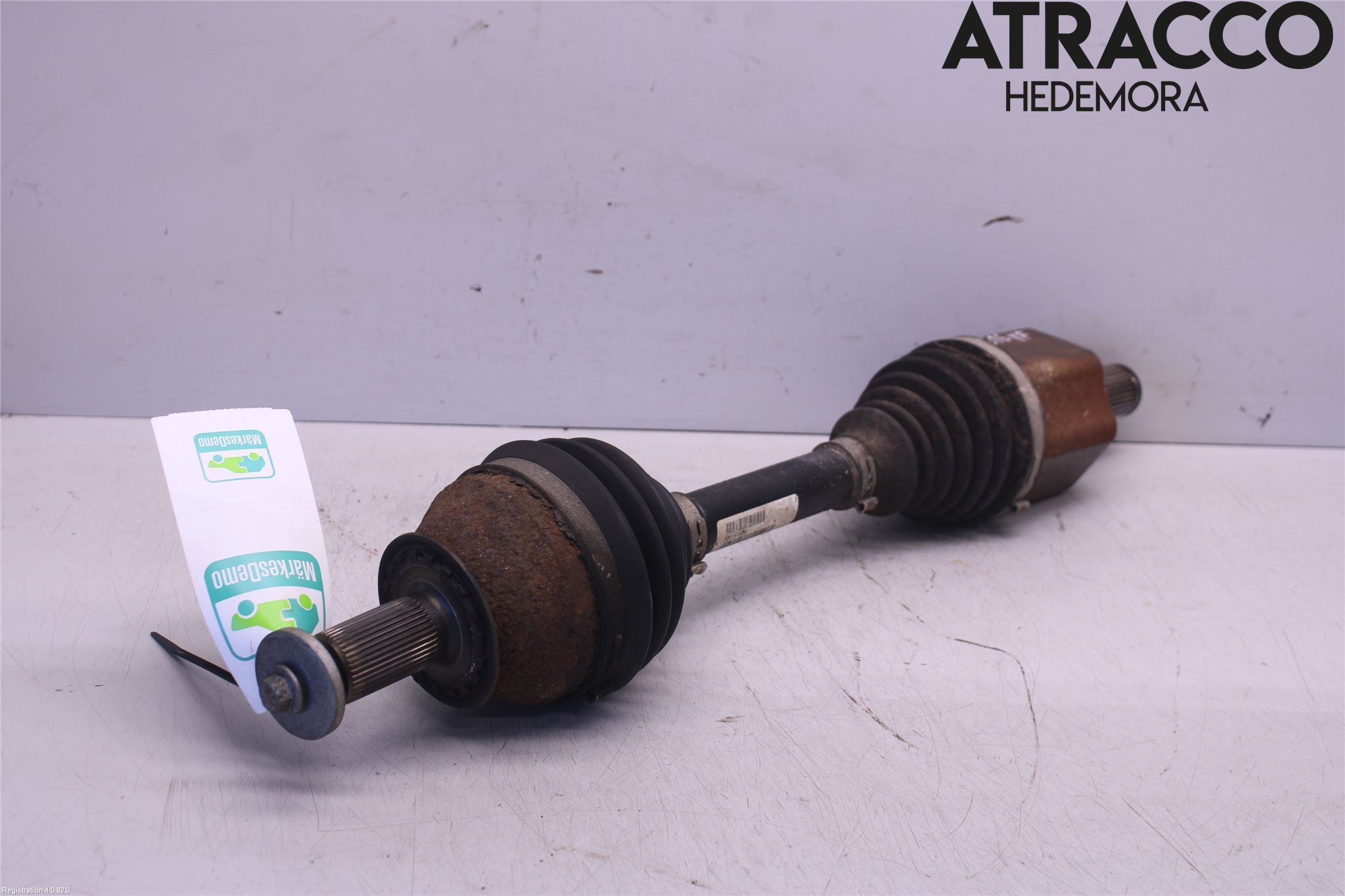 Volvo V60 14-18 Drivaxel Fram Vänster