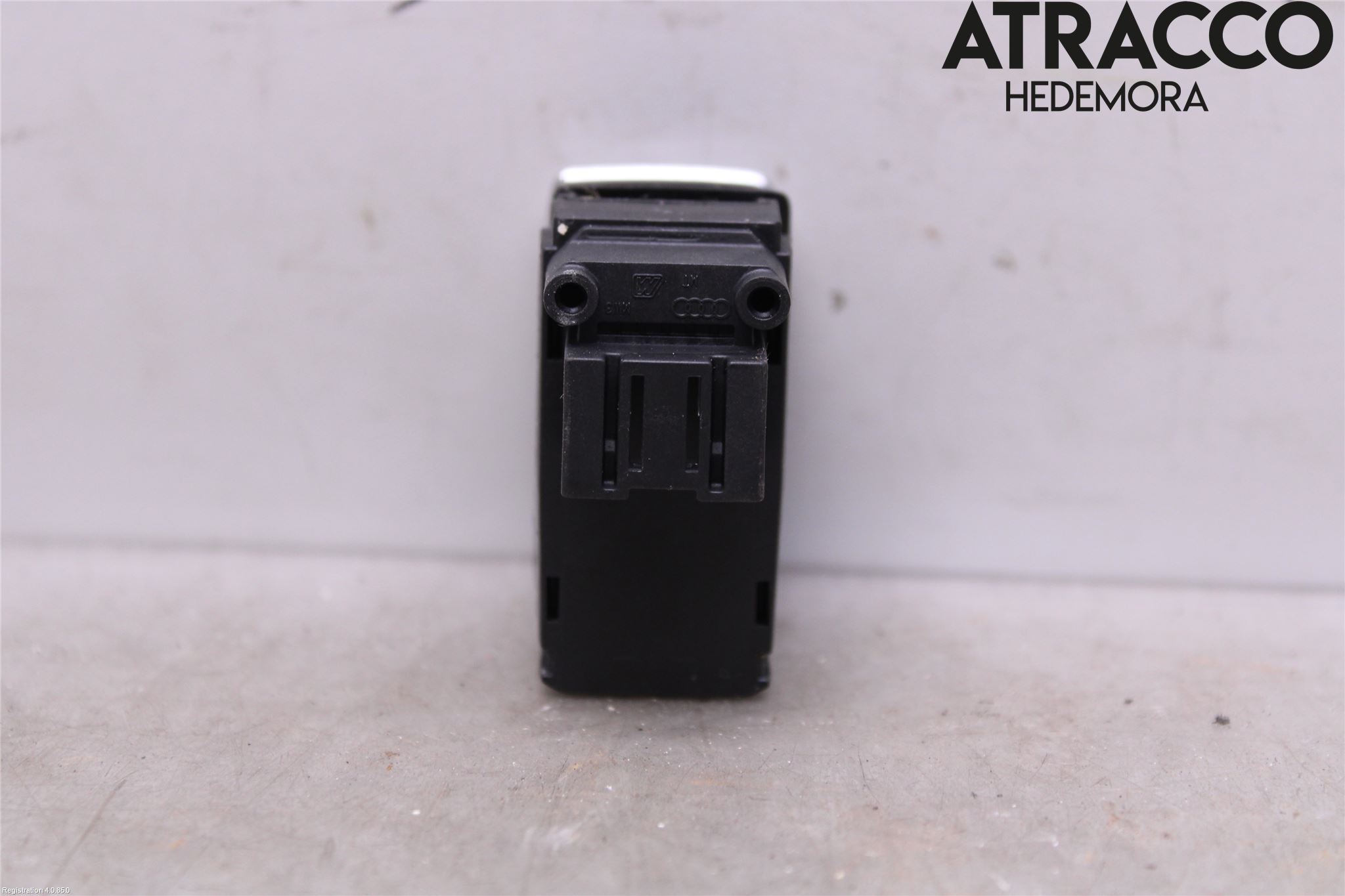 Audi A4 12-15 Strömställare Parkeringsbroms