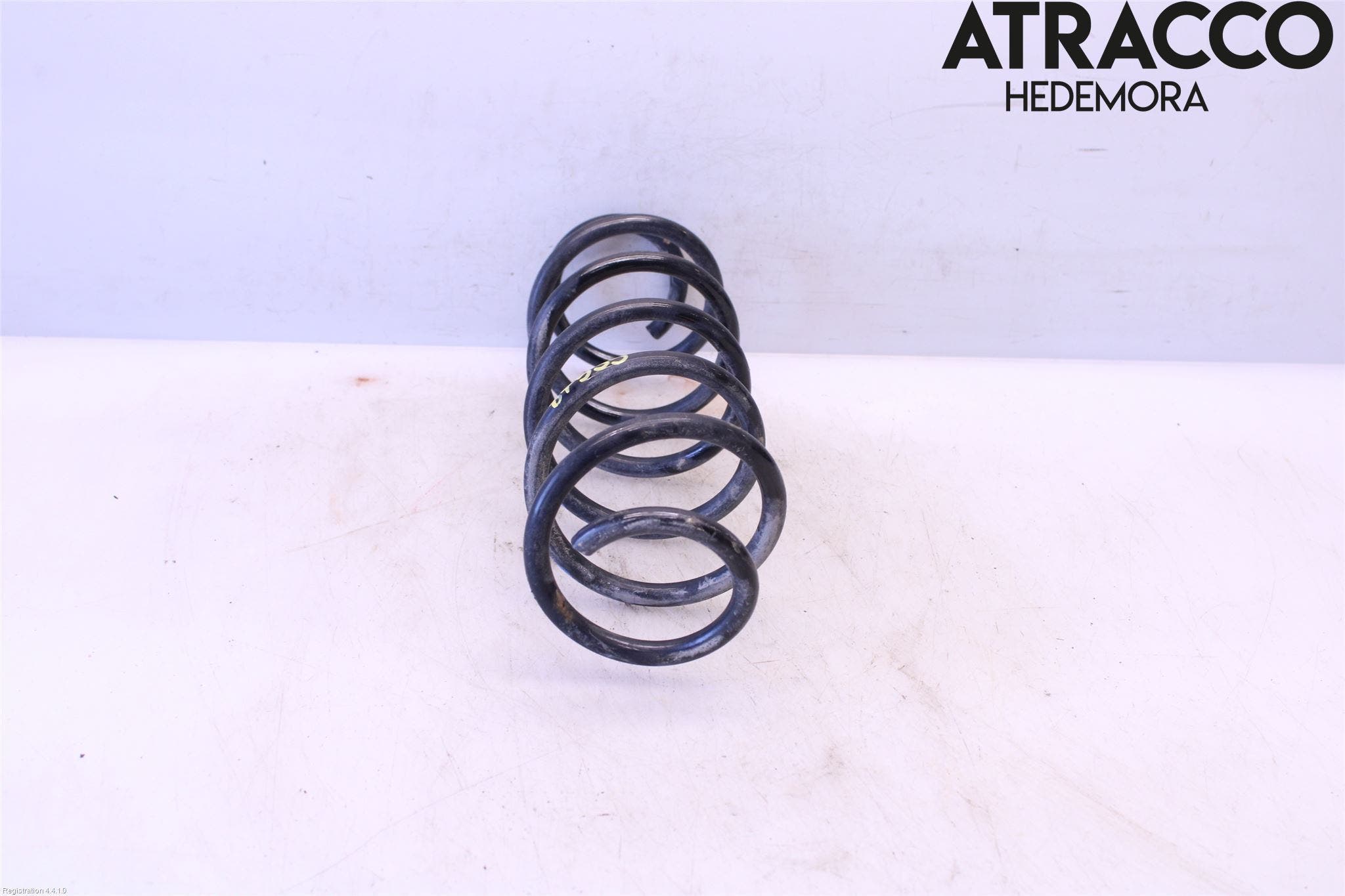 Toyota YARIS XP21 20- Fjäder Bak